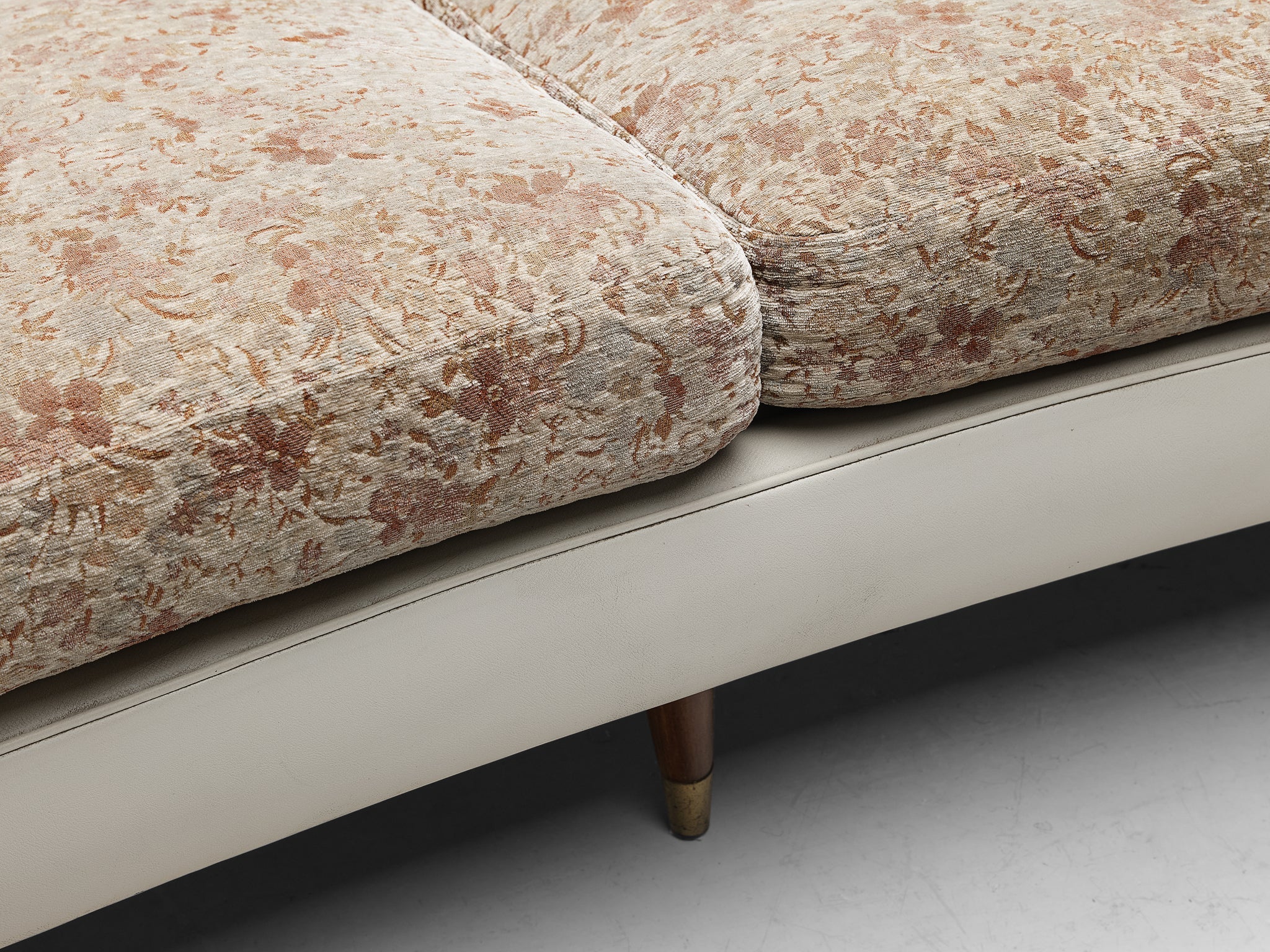 Elegant Italian Sofa in White Leatherette and Floral Upholstery seating Morentz