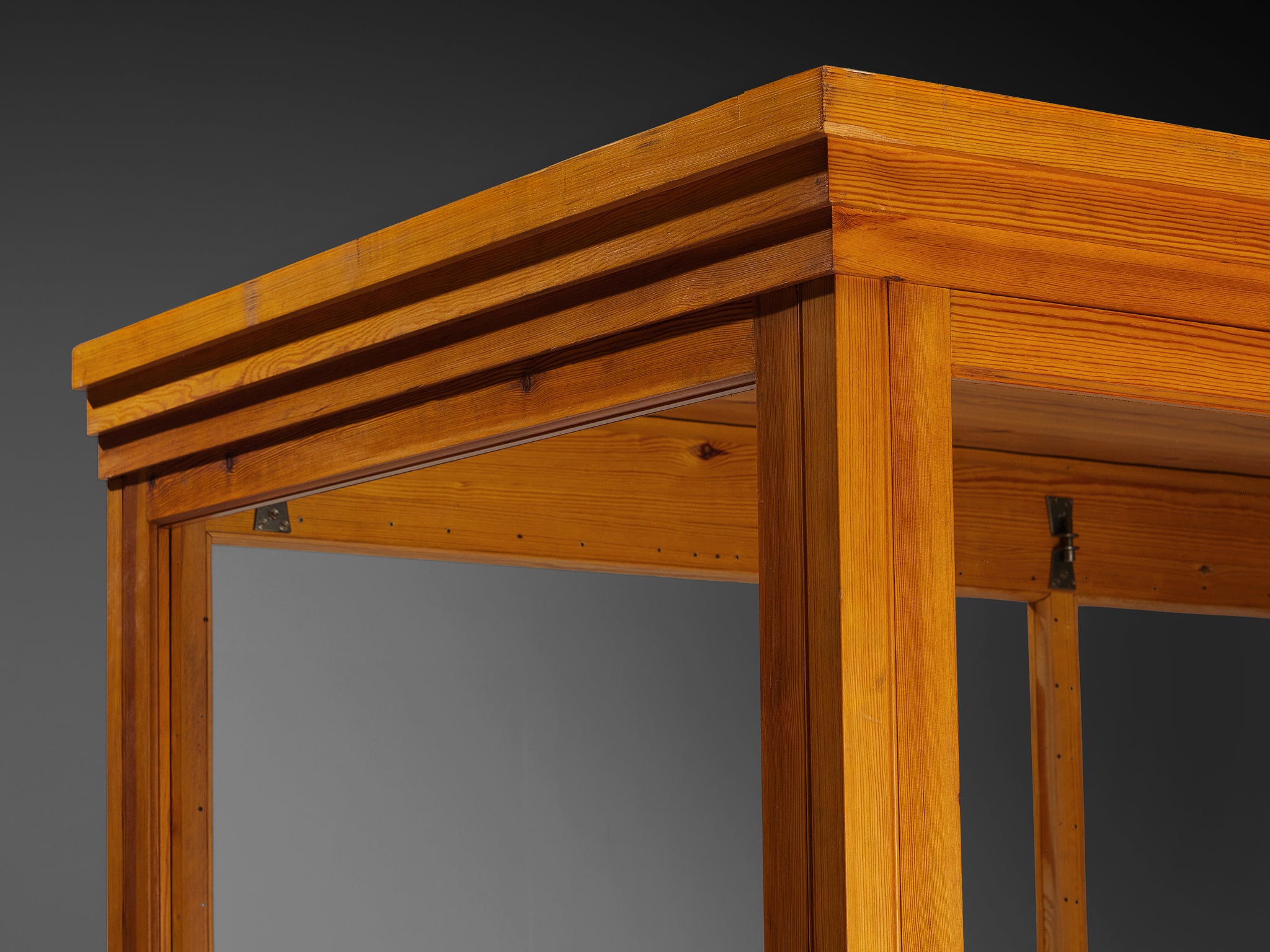 Large Showcase in Pine and Glass Case pieces and storage cabinets Morentz