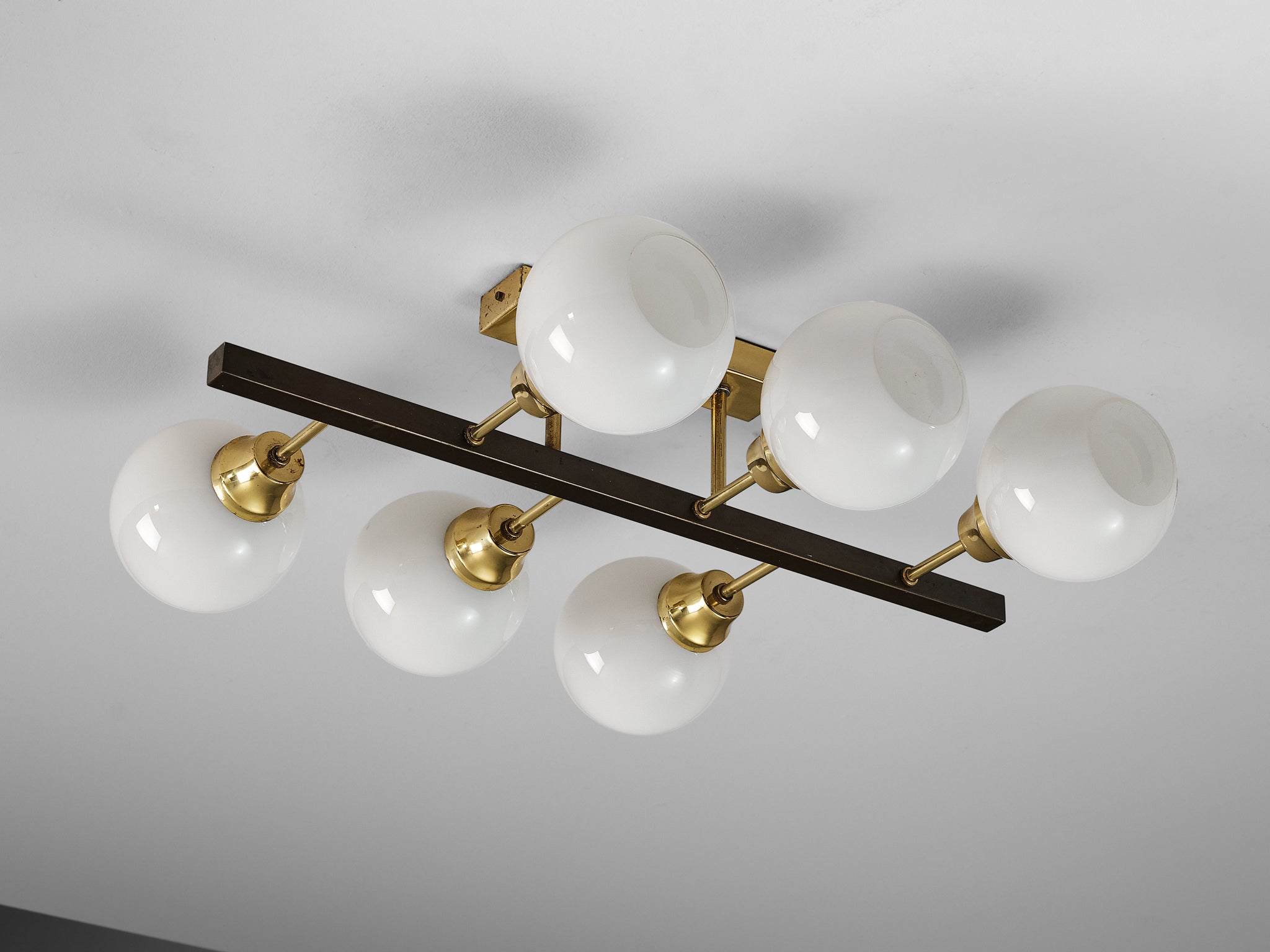 Sputnik Chandelier with in Glass and Brass Lighting Morentz