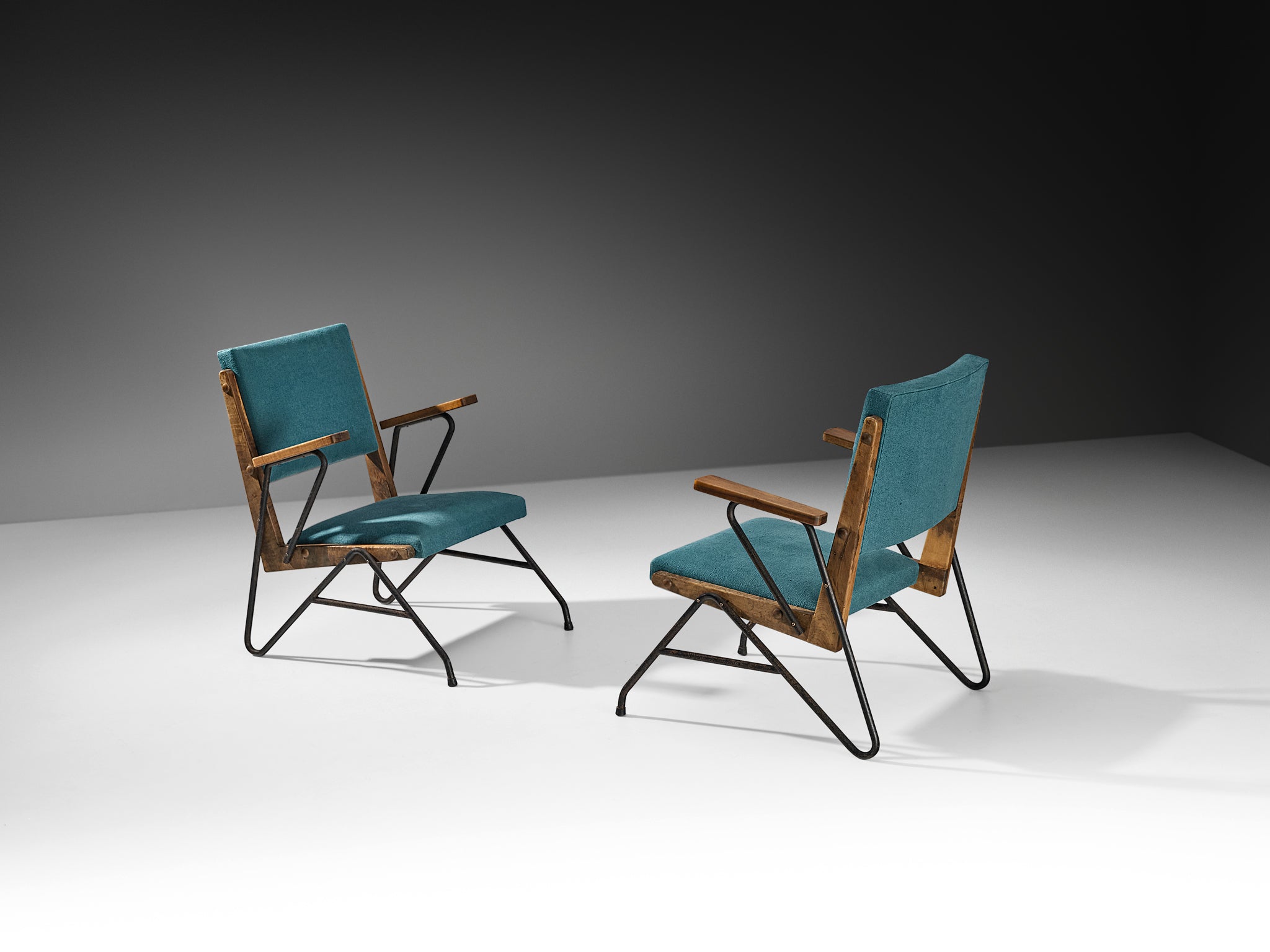 Rare Moyses B. Klajn for Moveis Leal Pair of Lounge Chairs with Iron Frame Seating Morentz