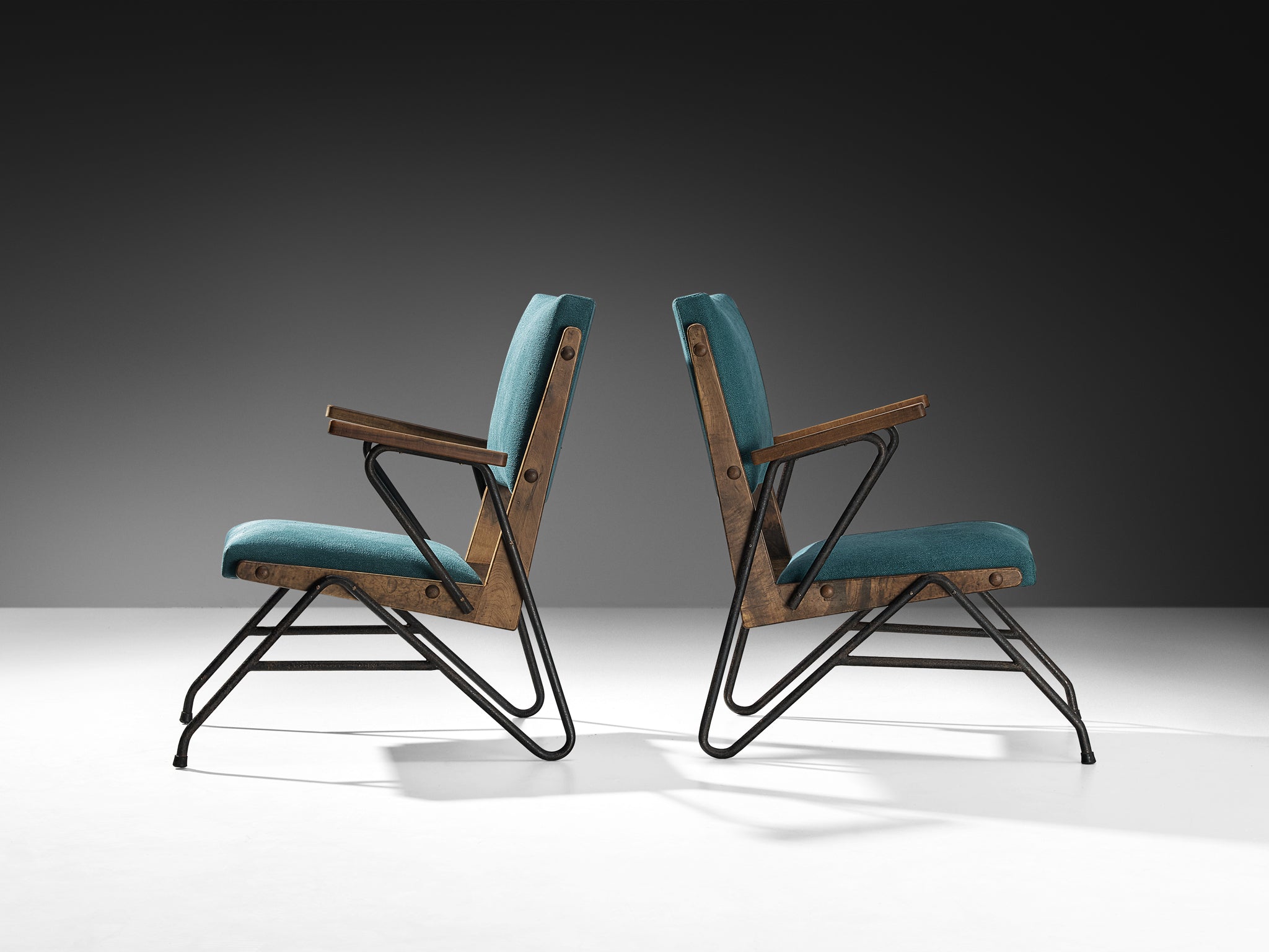 Rare Moyses B. Klajn for Moveis Leal Pair of Lounge Chairs with Iron Frame Seating Morentz