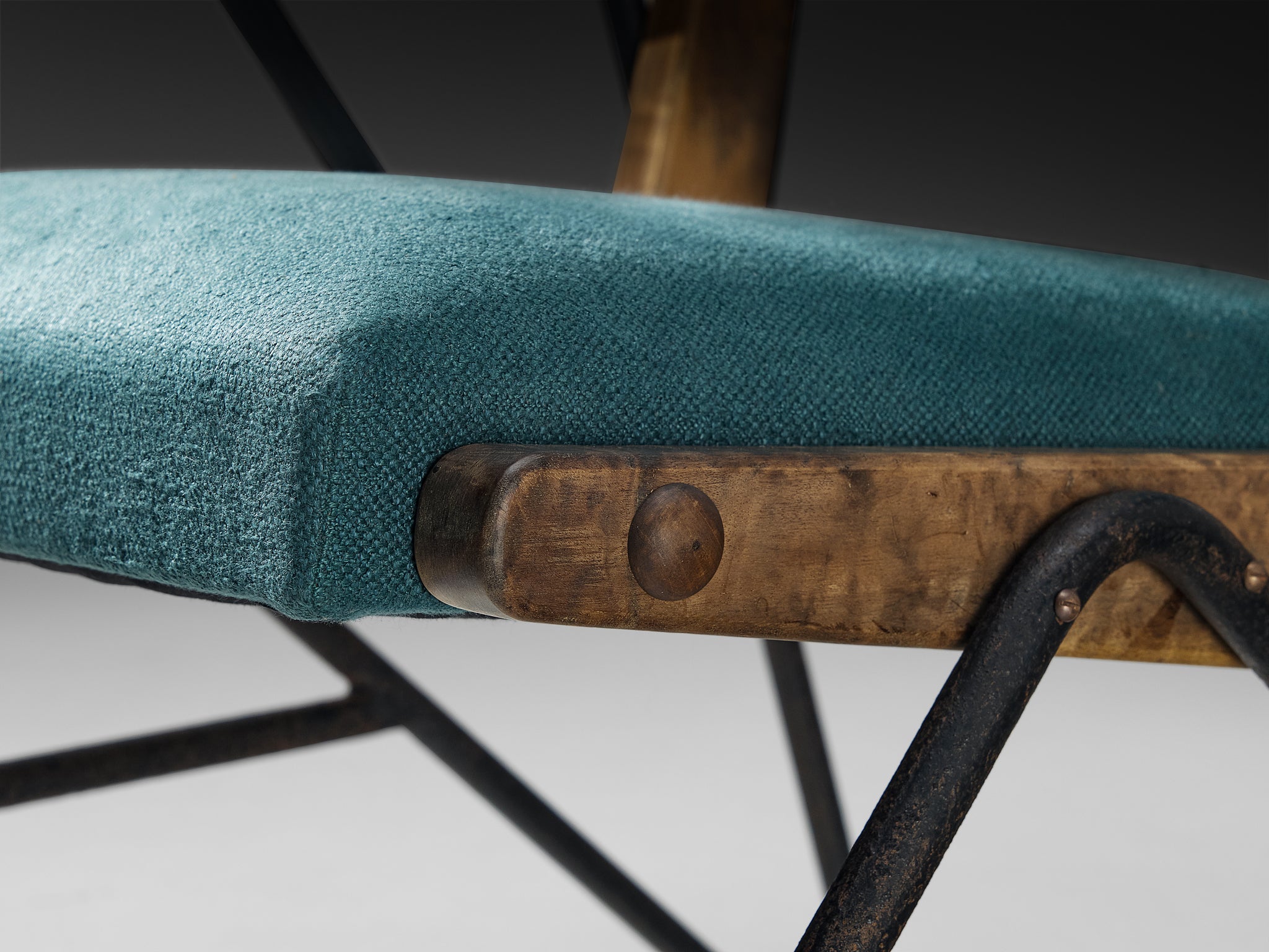 Rare Moyses B. Klajn for Moveis Leal Pair of Lounge Chairs with Iron Frame Seating Morentz