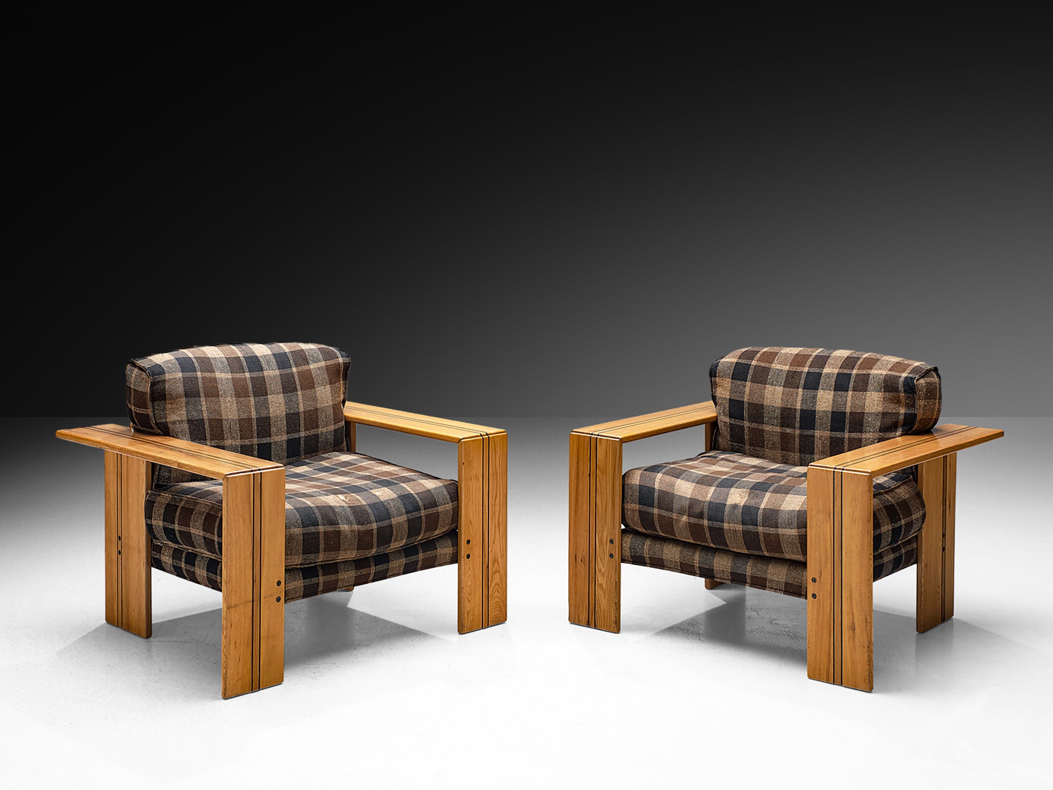 Afra & Tobia Scarpa Pair of 'Artona' Lounge Chairs in Elm and Checkered Fabric Seating Morentz