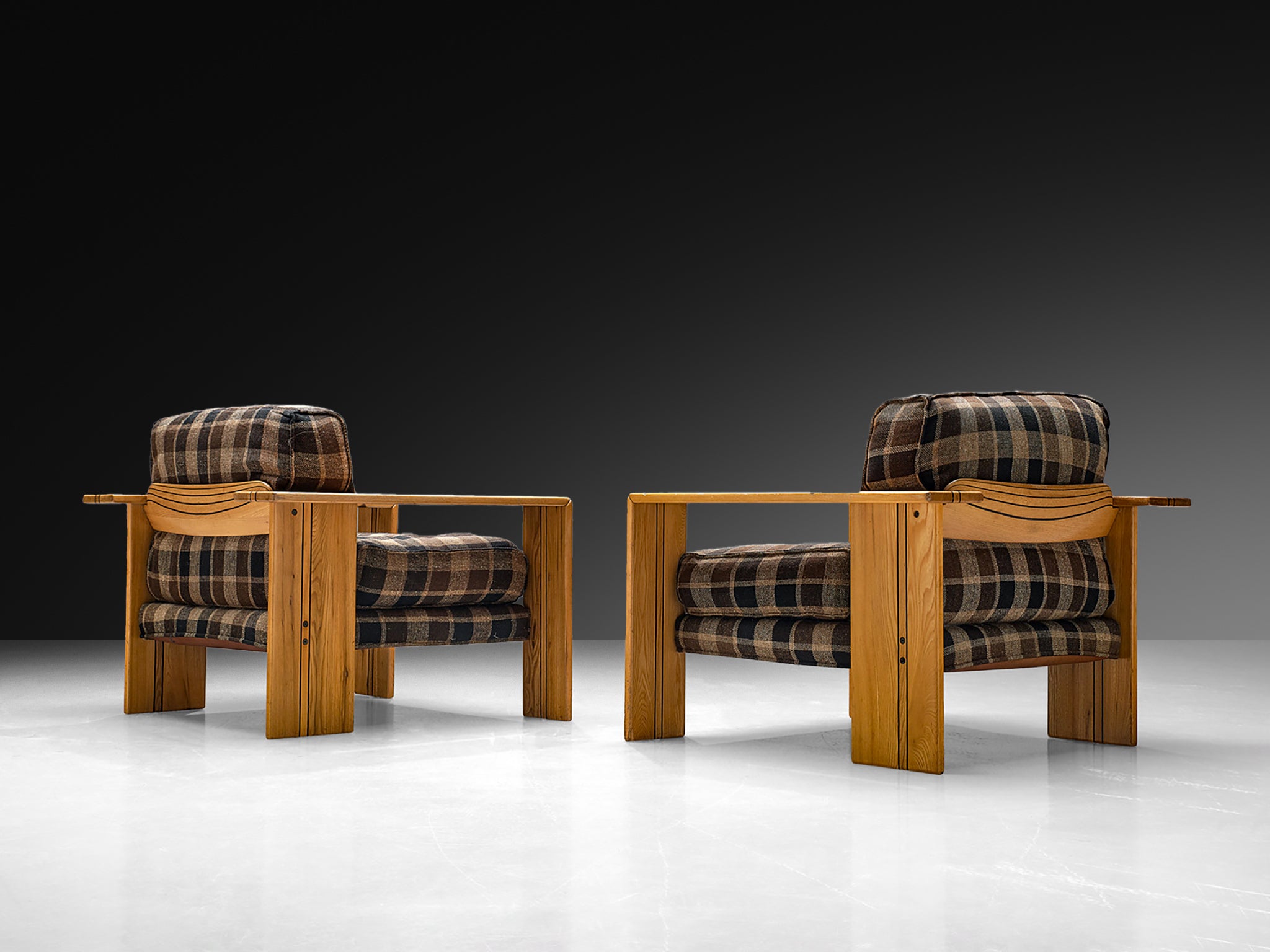 Afra & Tobia Scarpa Pair of 'Artona' Lounge Chairs in Elm and Checkered Fabric Seating Morentz