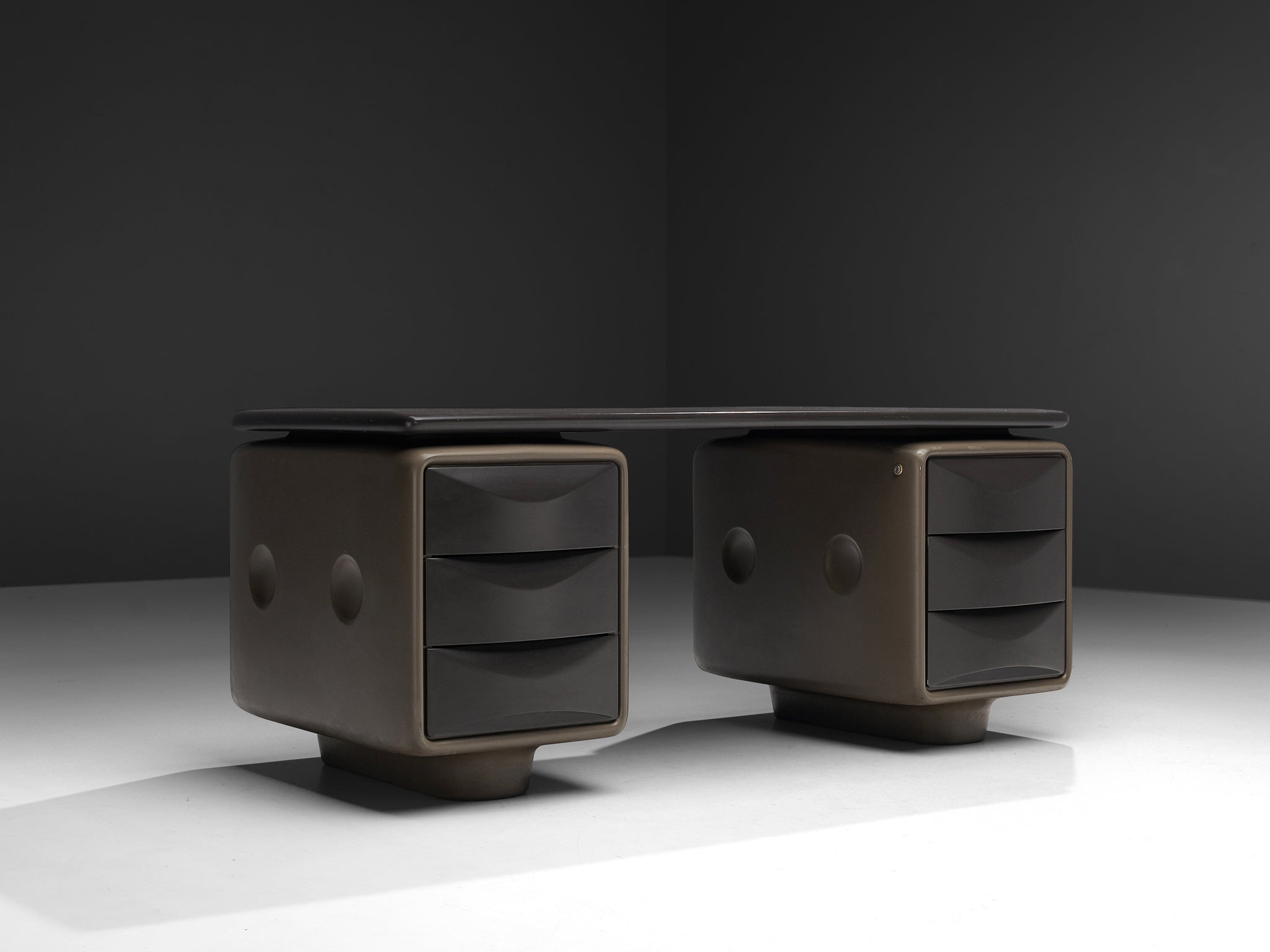 Original ‘Igl’ Ernest Hofmann for Werndl Free-Standing Desk 'Igl-Jet' in Polyurethane Tables Morentz