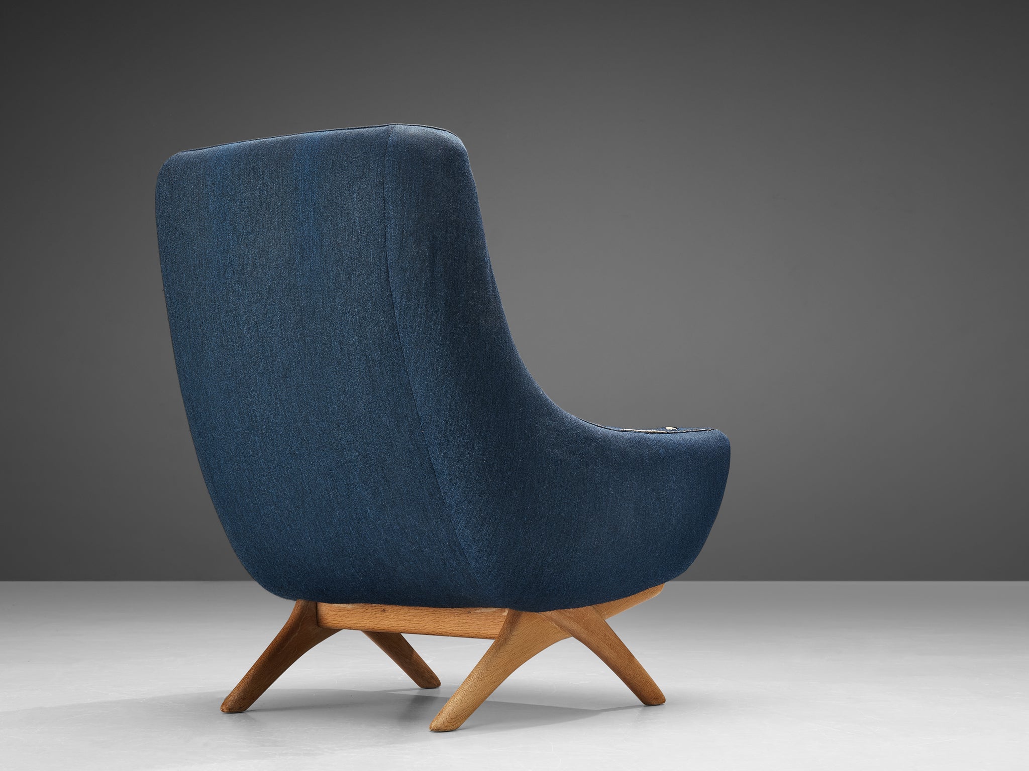 Illum Wikkelsø Lounge Chair in Blue Upholstery and Oak seating Morentz