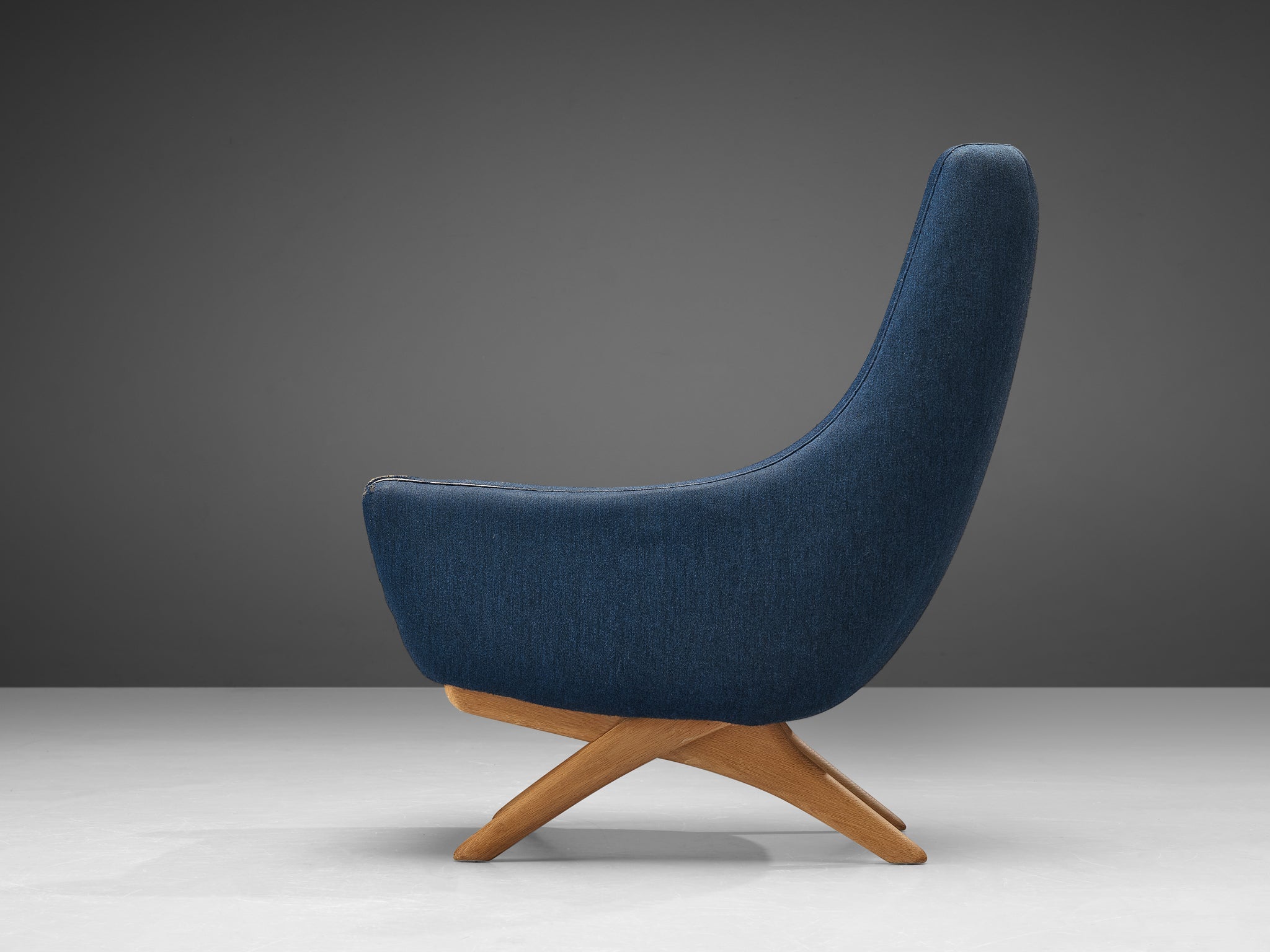 Illum Wikkelsø Lounge Chair in Blue Upholstery and Oak seating Morentz