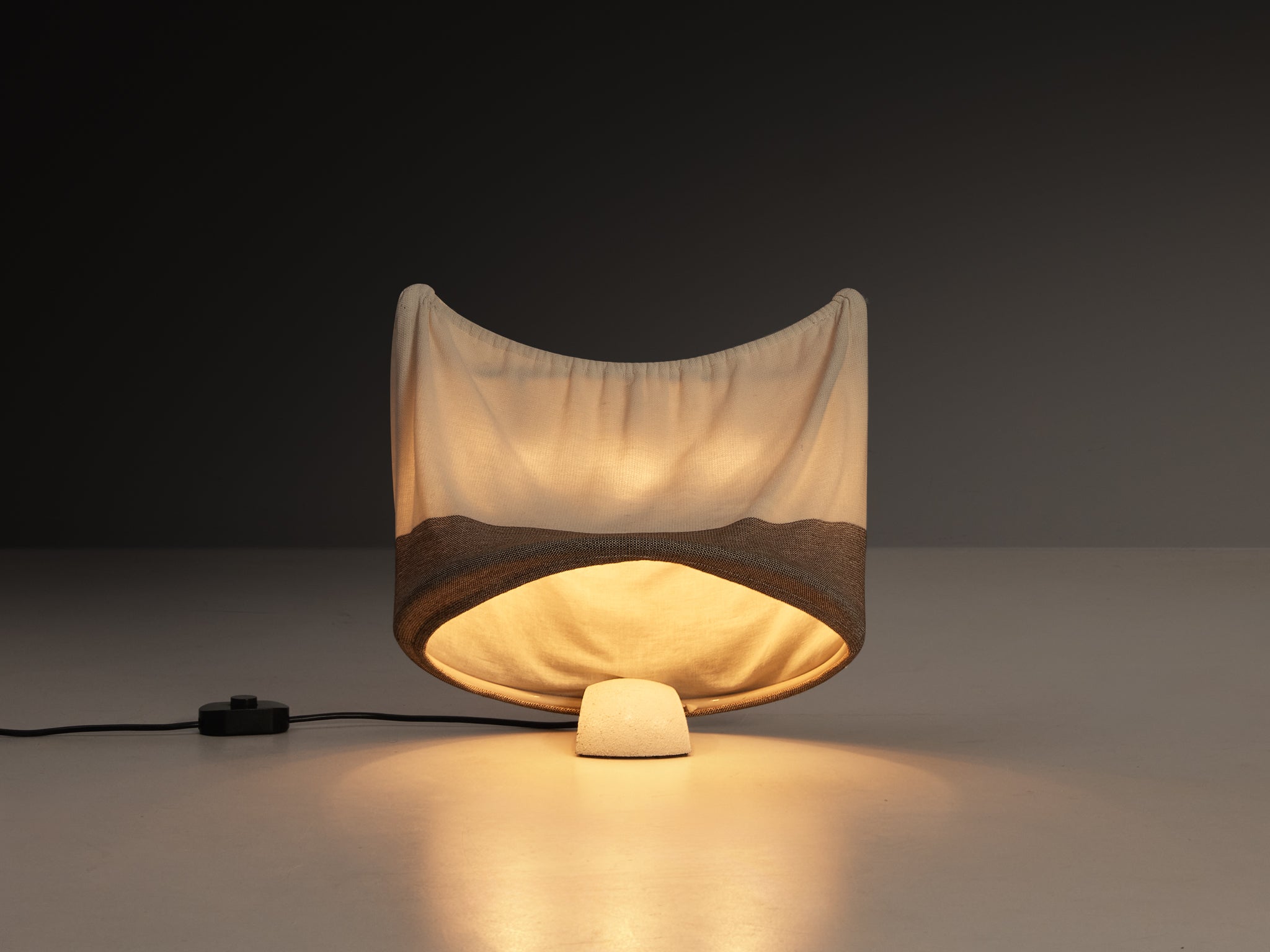 Mario Bellini for Artemide Table or Floor Lamp 'Circo' in Off-White Canvas Lighting Morentz