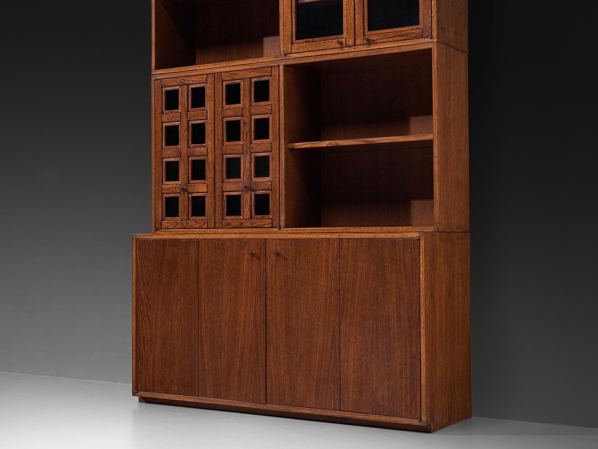 Giuseppe Rivadossi Bookcase in Oak Case pieces and storage cabinets Morentz