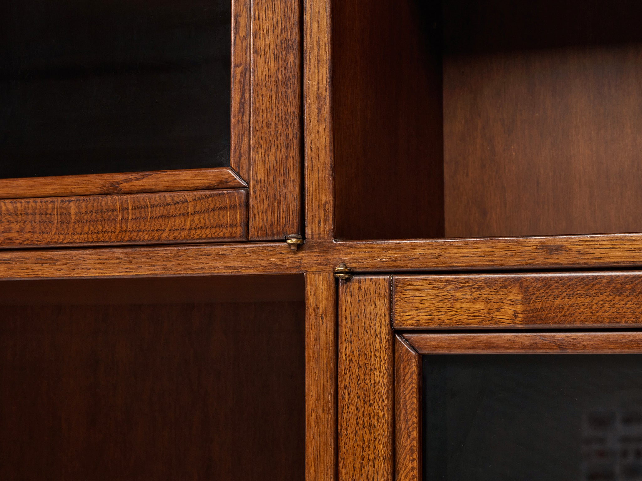 Giuseppe Rivadossi Bookcase in Oak Case pieces and storage cabinets Morentz