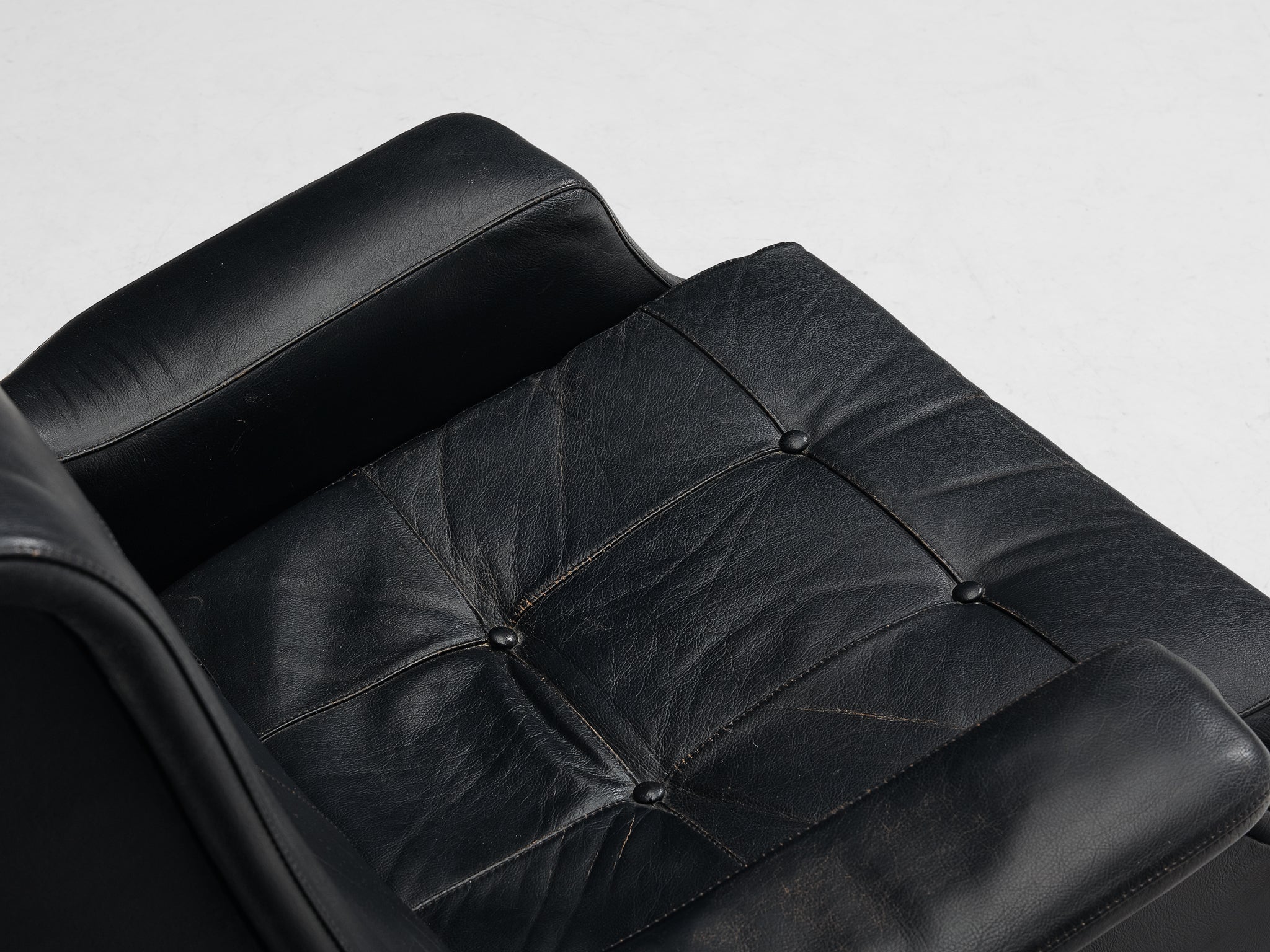 Marco Zanuso for Arflex 'Regent' Lounge Chair and Ottoman in Black Leather seating Morentz