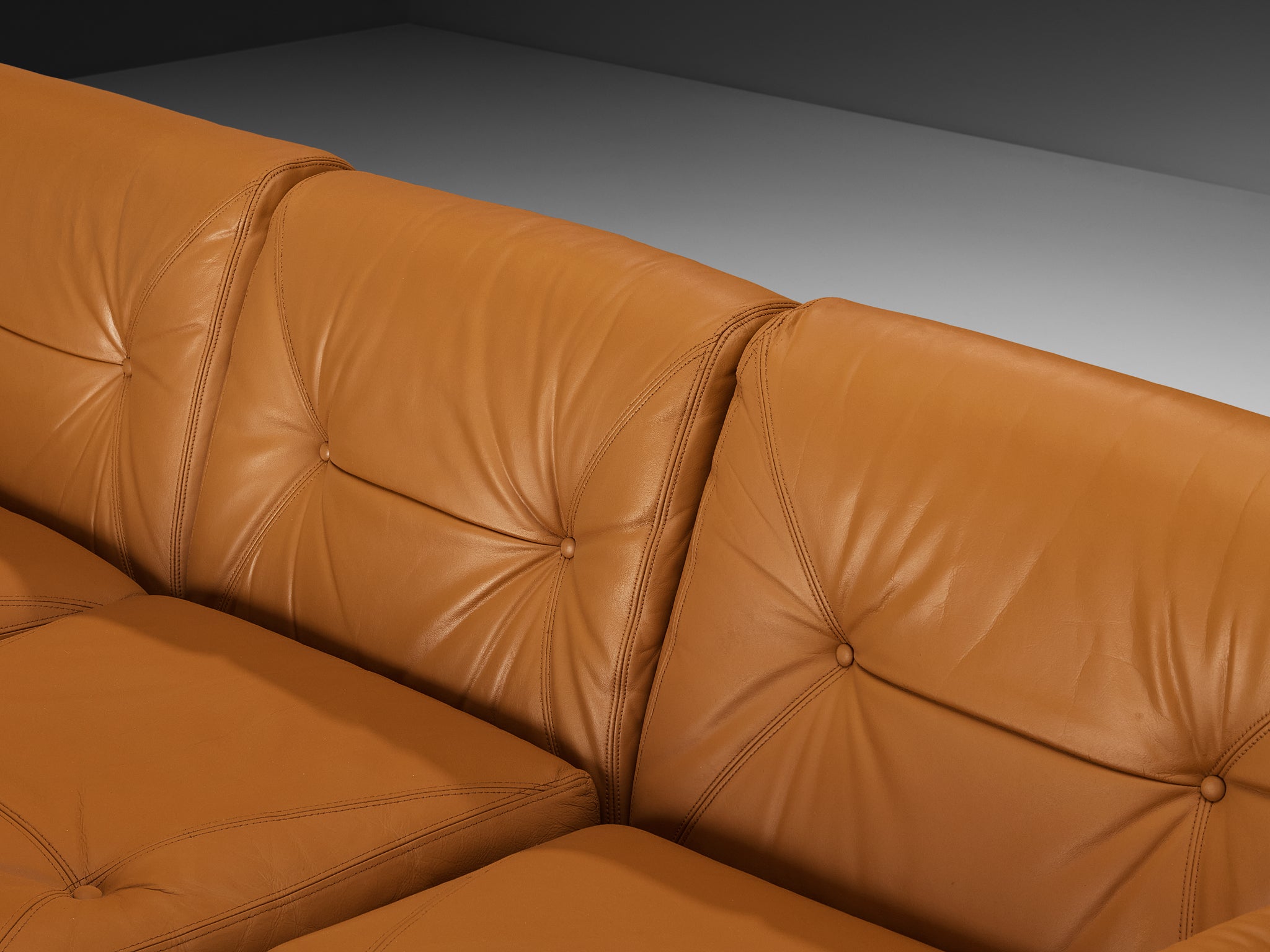 Italian Post-Modern Sculptural Sofa in Cognac Leather