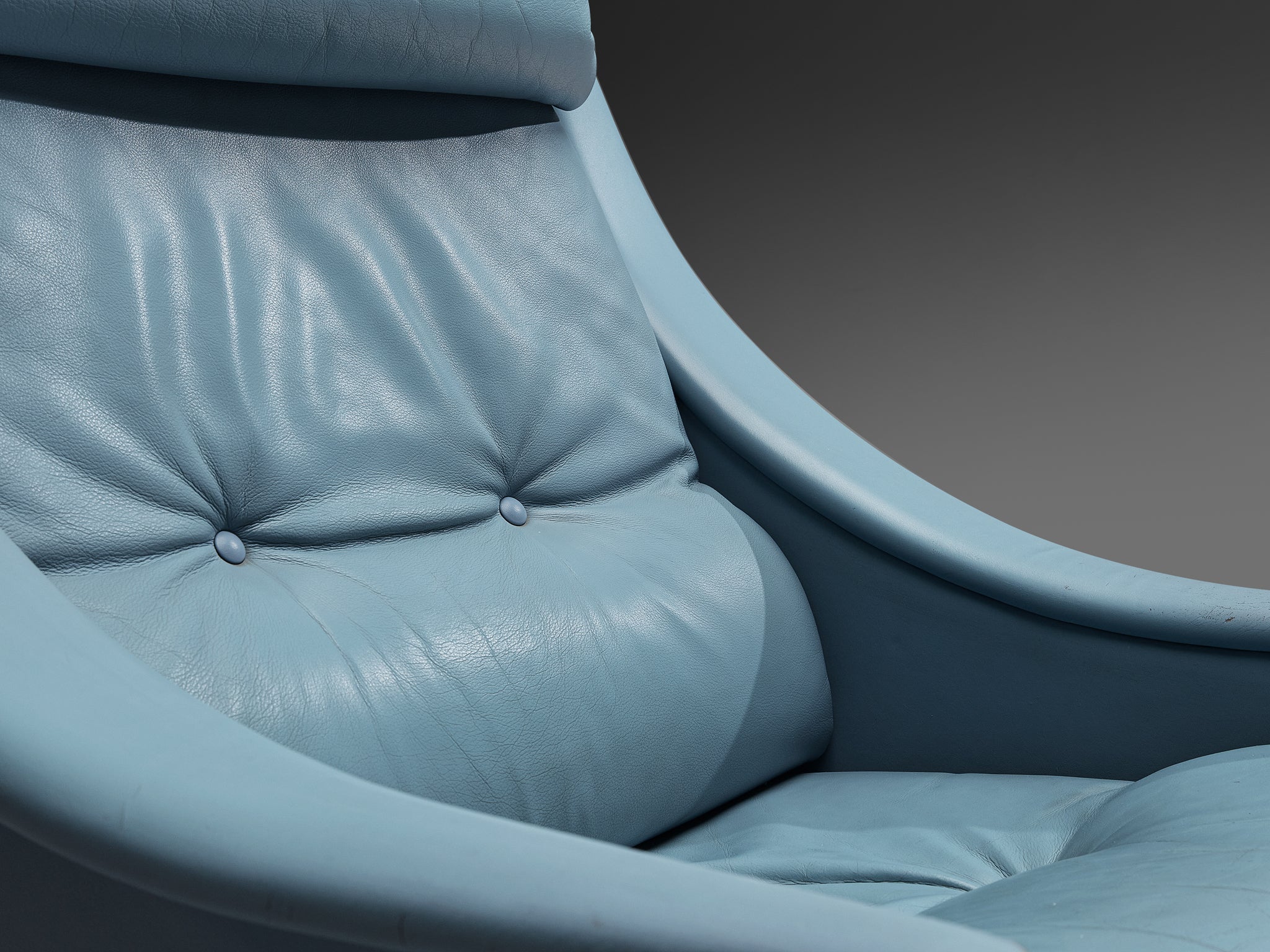 Gio Ponti for Poltrona Frau Lounge Chair 'Dezza' in Light Blue Leather