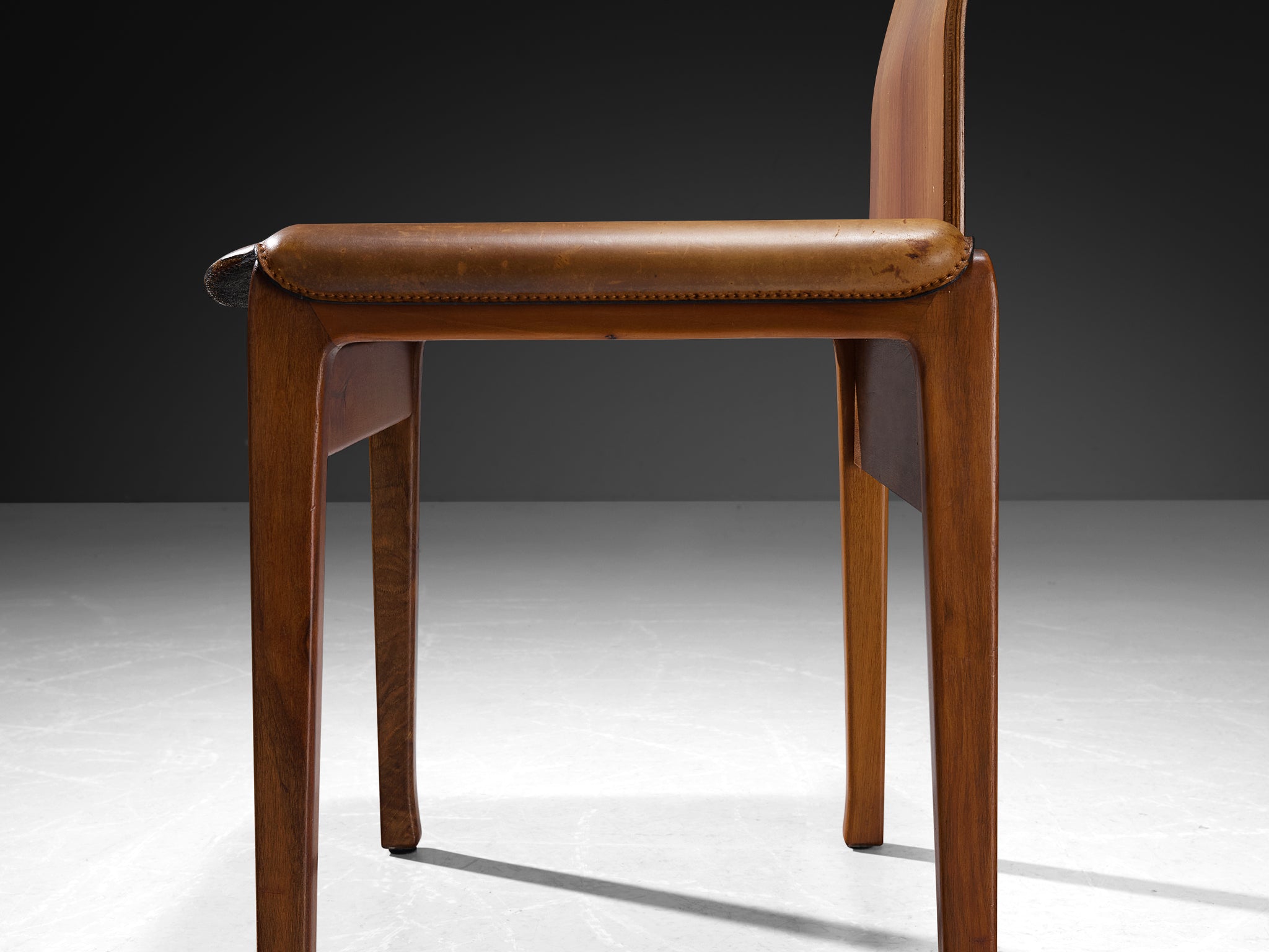 Tito Agnoli for Molteni Set of Four 'Fiorenza' Dining Chairs in Leather & Walnut Seating Morentz