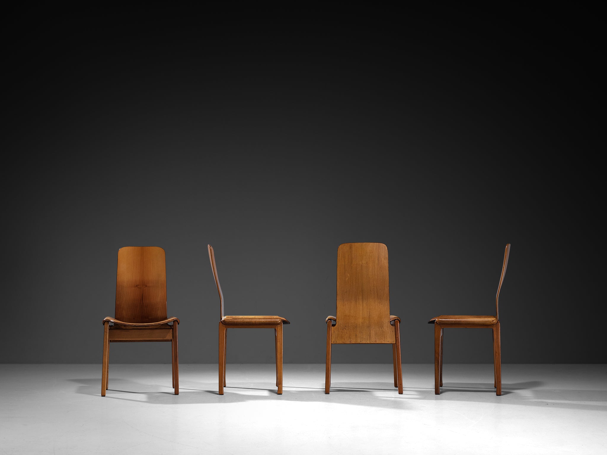 Tito Agnoli for Molteni Set of Four 'Fiorenza' Dining Chairs in Leather & Walnut Seating Morentz