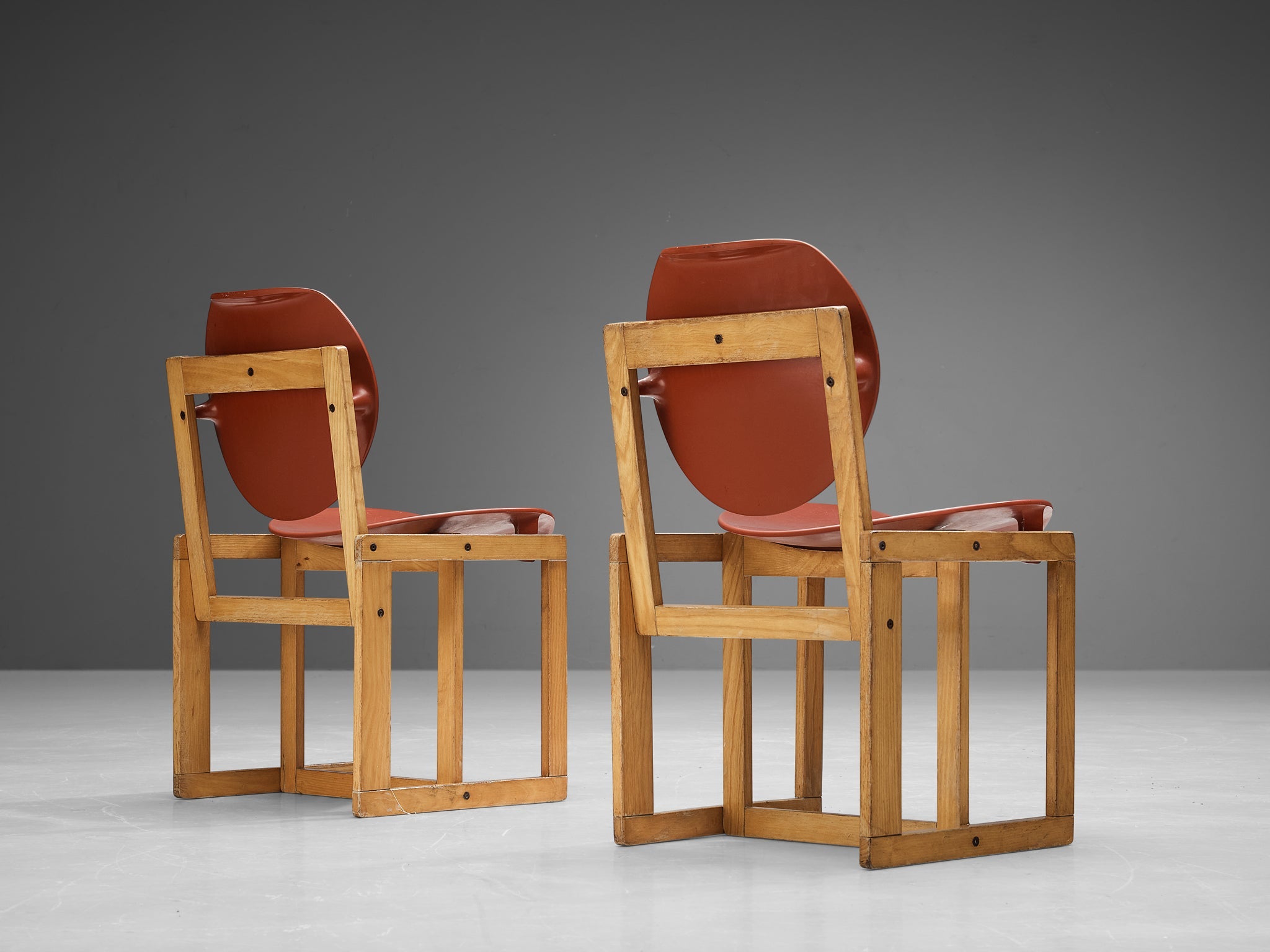 Giuseppe Davanzo Set of Eight Dining Chairs 'Serena' in Elm seating Morentz