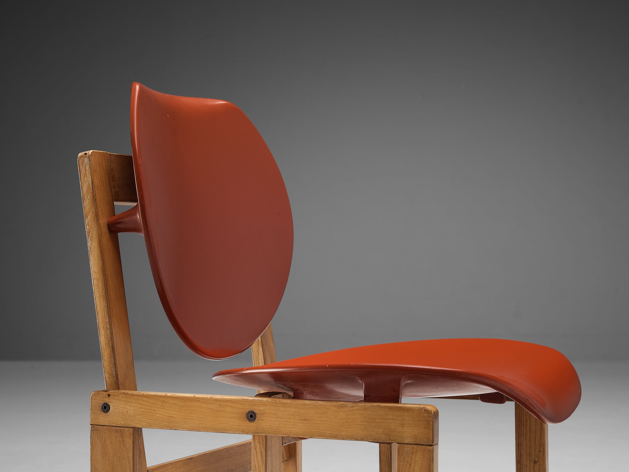 Giuseppe Davanzo Set of Eight Dining Chairs 'Serena' in Elm seating Morentz