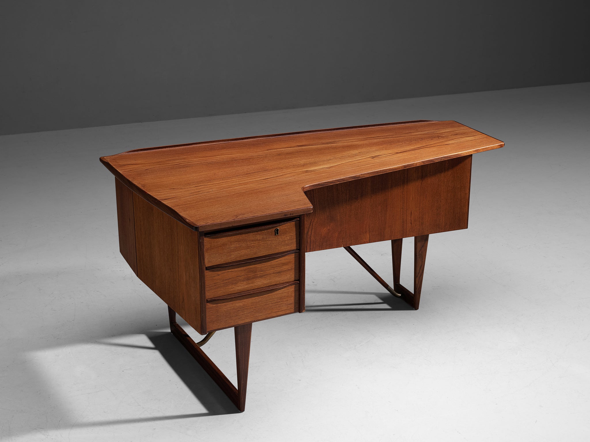 Peter Løvig Nielsen for Hedensted Møbelfabrik 'Boomerang' Desk in Teak