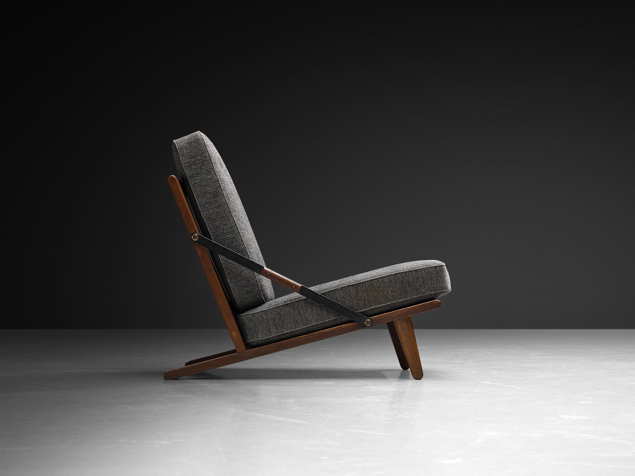 Børge Mogensen for Fredericia Lounge Chair in Oak and Original Woolen Upholstery Seating Morentz