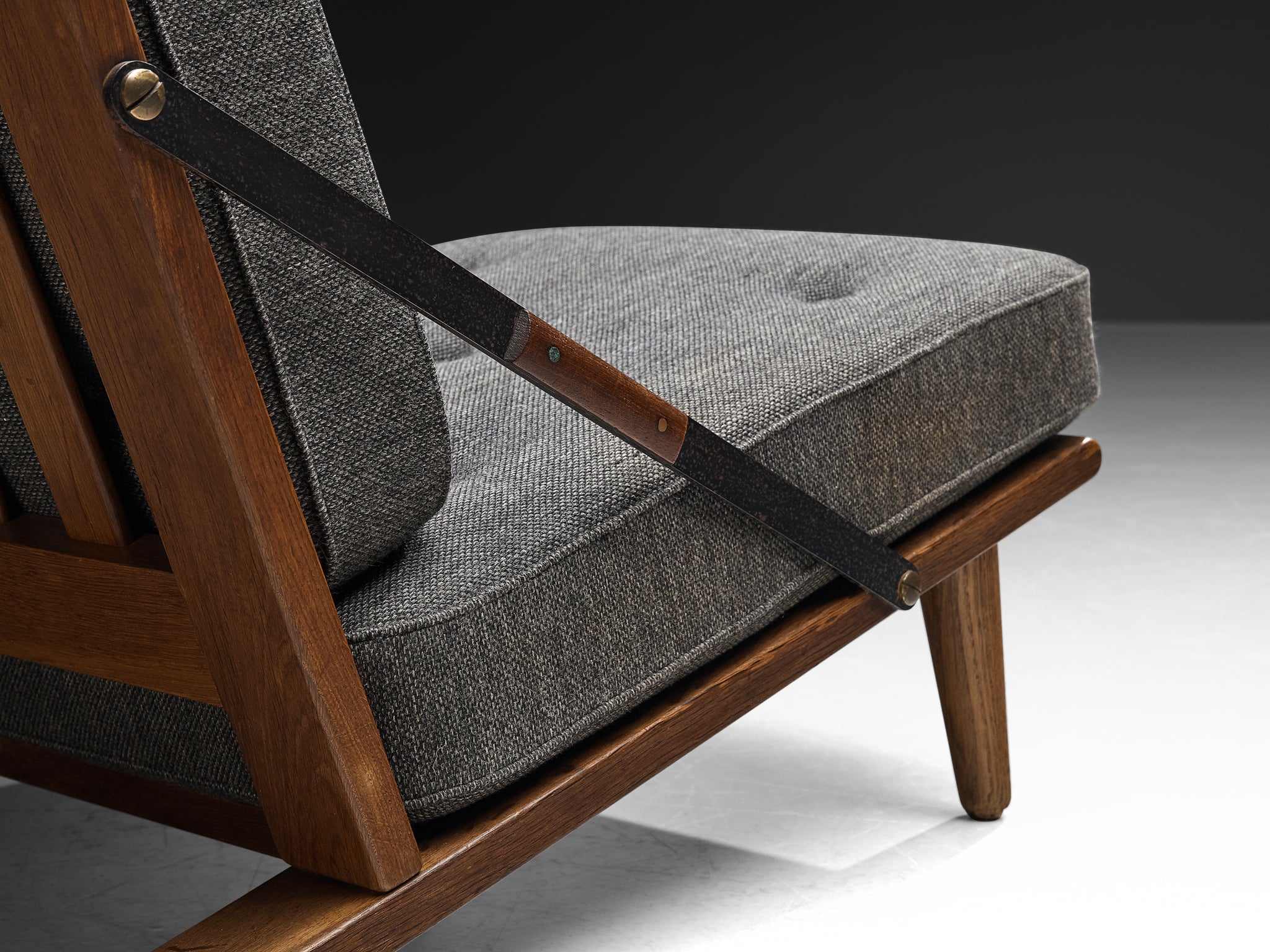 Børge Mogensen for Fredericia Lounge Chair in Oak and Original Woolen Upholstery Seating Morentz