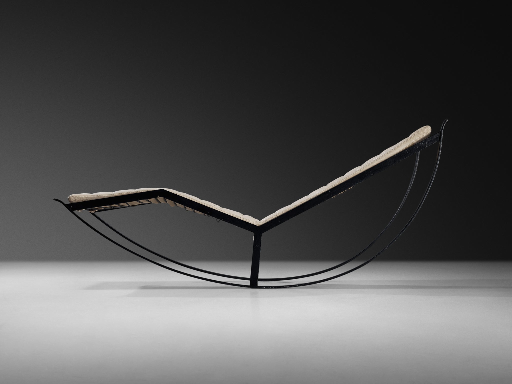 1960s French Geometric Rocking Chair in Black Steel and Off-White Leather Seating Morentz