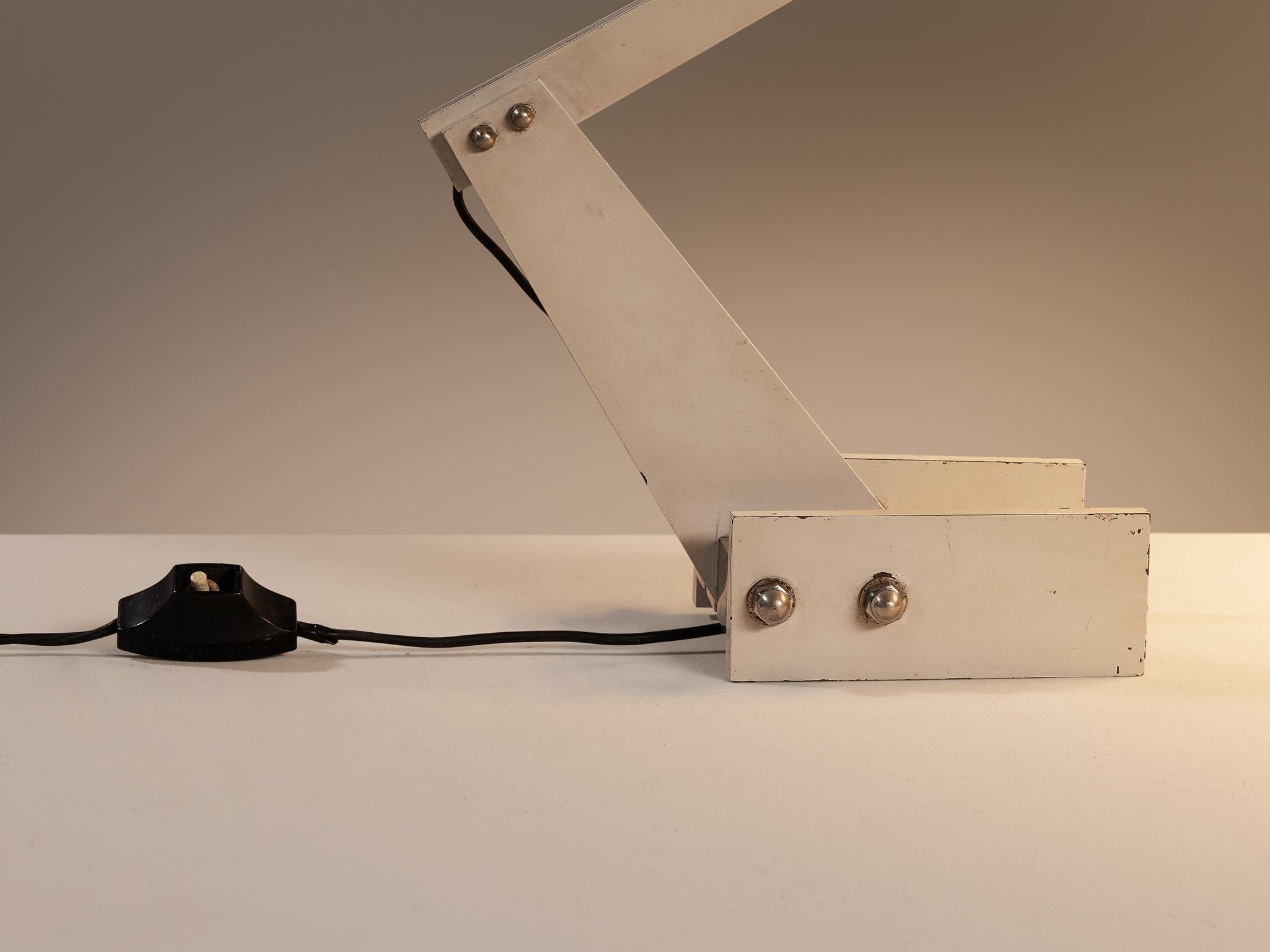 Italian Desk Lamp in White Coated Metal and Aluminum