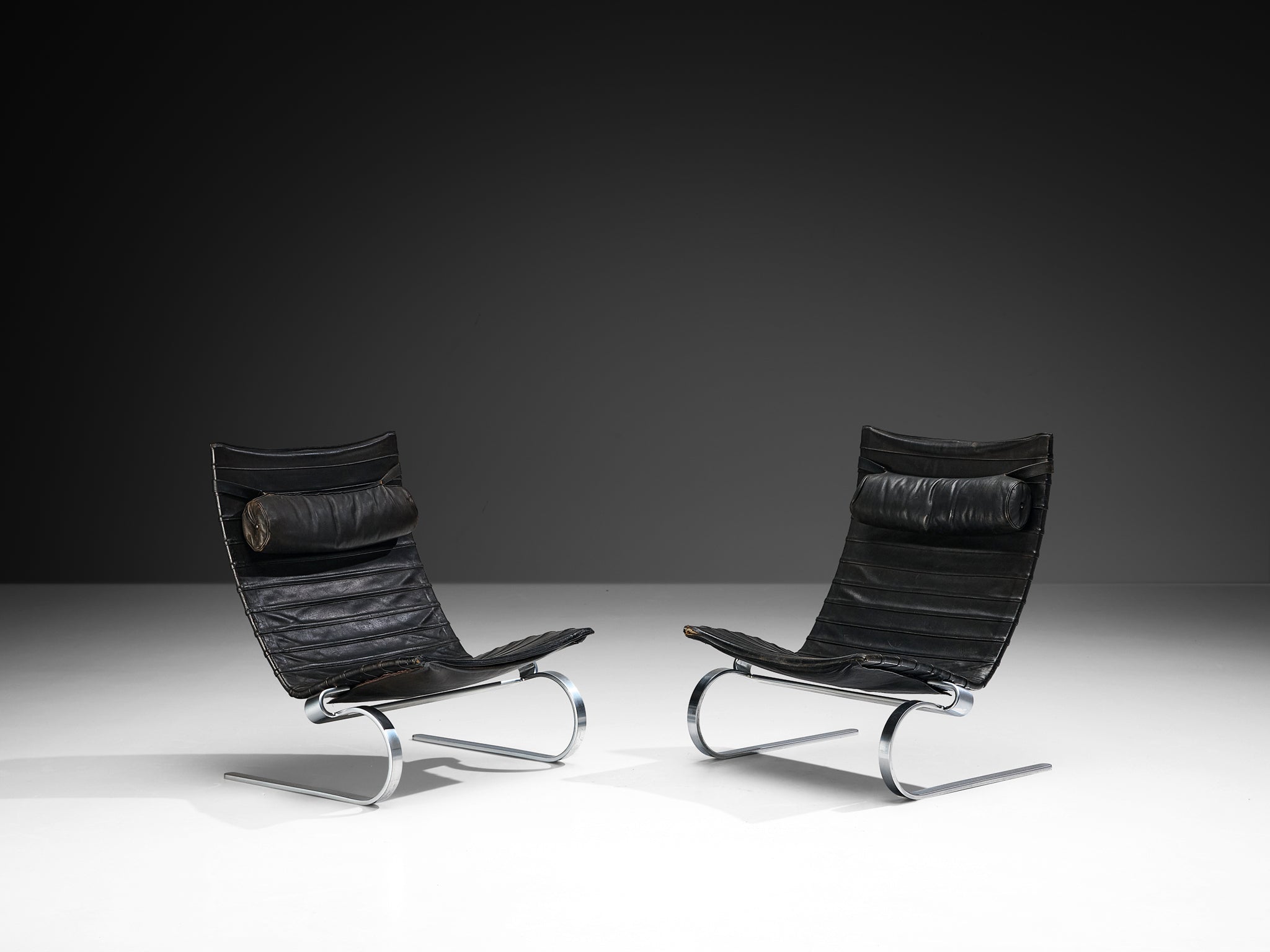 Poul Kjærholm for E. Kold Christensen Pair of 'PK20' Lounge Chairs in Leather Seating Morentz