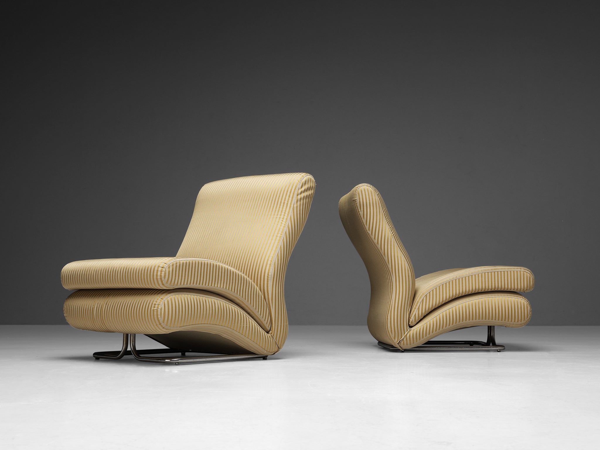 Vittorio Varo for I.P.E. 'Cigno' Lounge Chairs in Striped Upholstery