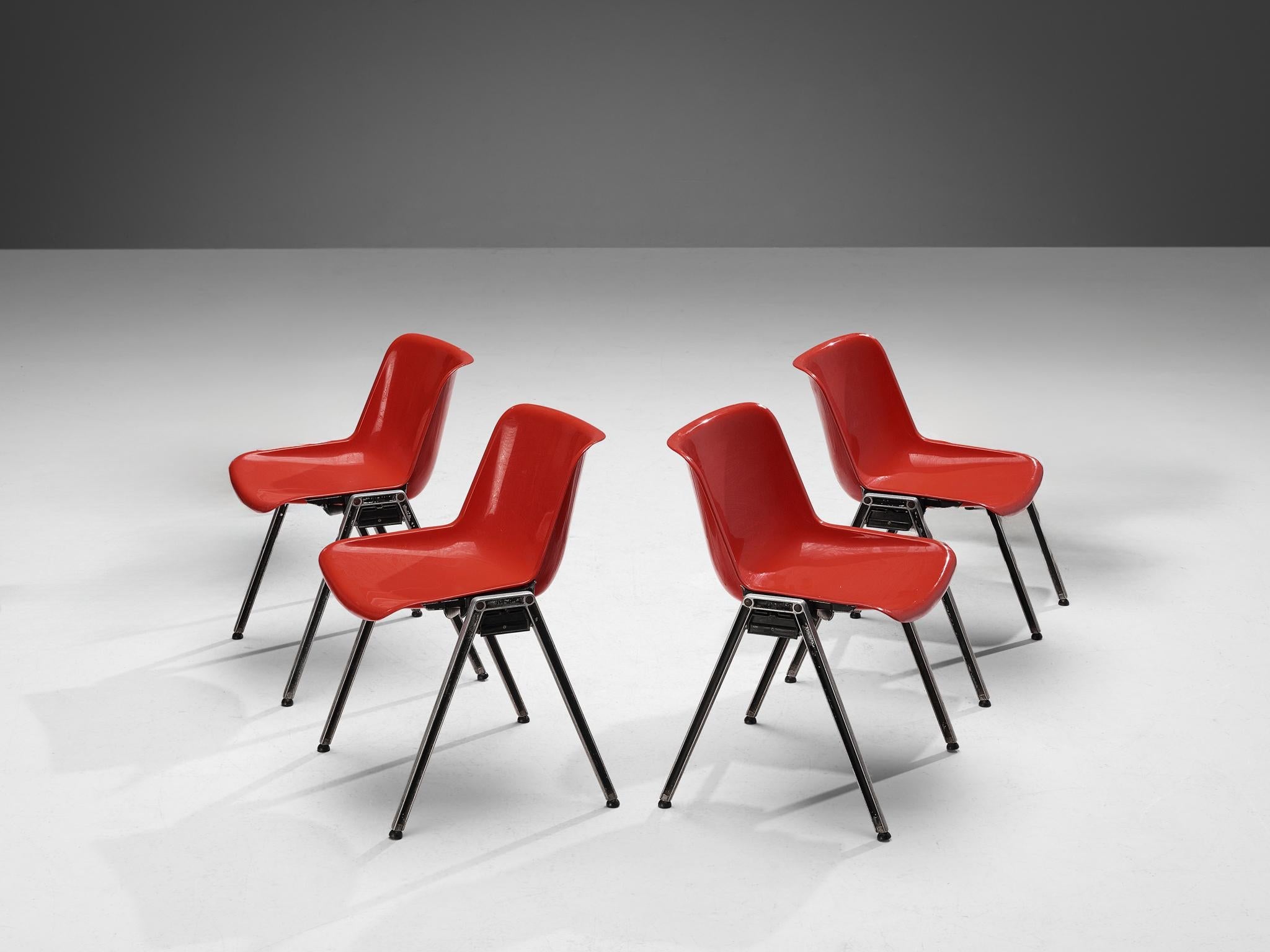 Centro Progetti Tecno Stackable ‘Modus’ Chairs in Red seating Morentz