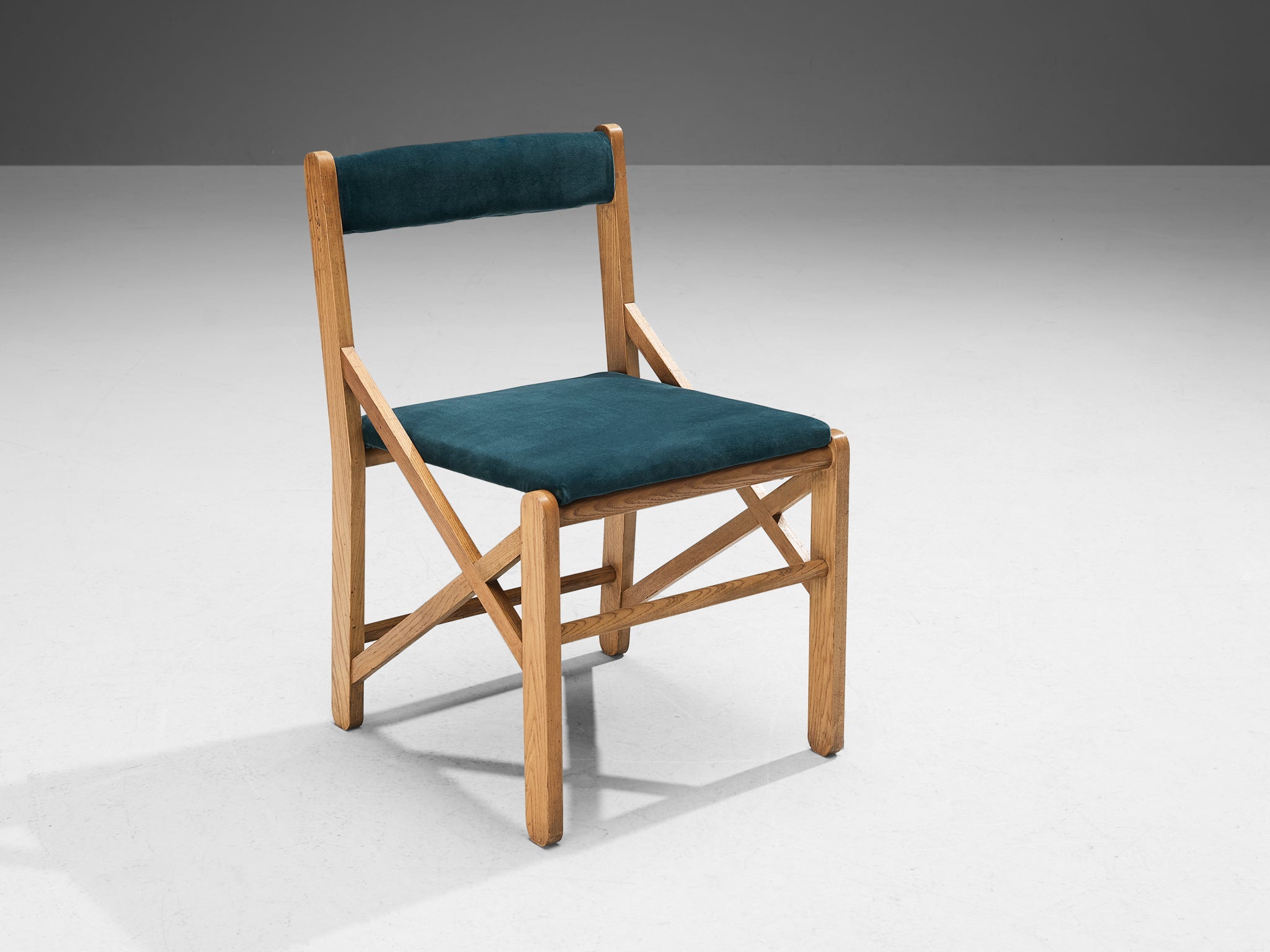 Italian Set of Four Dining Chairs With Structural Frames in Oak seating Morentz