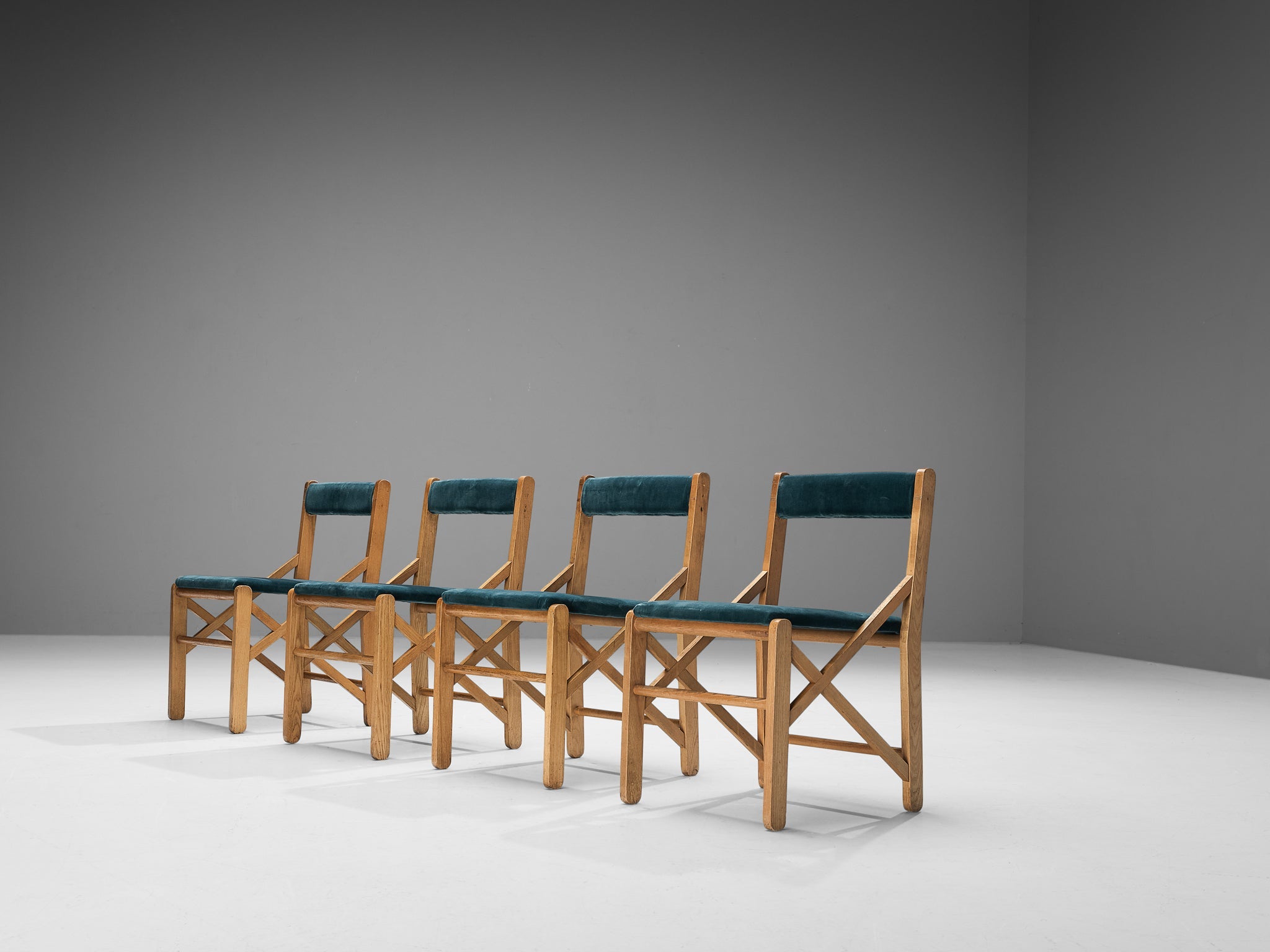 Italian Set of Four Dining Chairs With Structural Frames in Oak seating Morentz