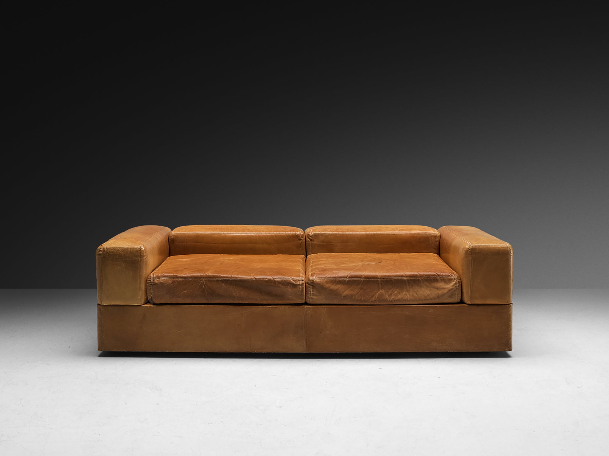 Tito Agnoli for Cinova Daybed Sofa in Cognac Leather Seating Morentz
