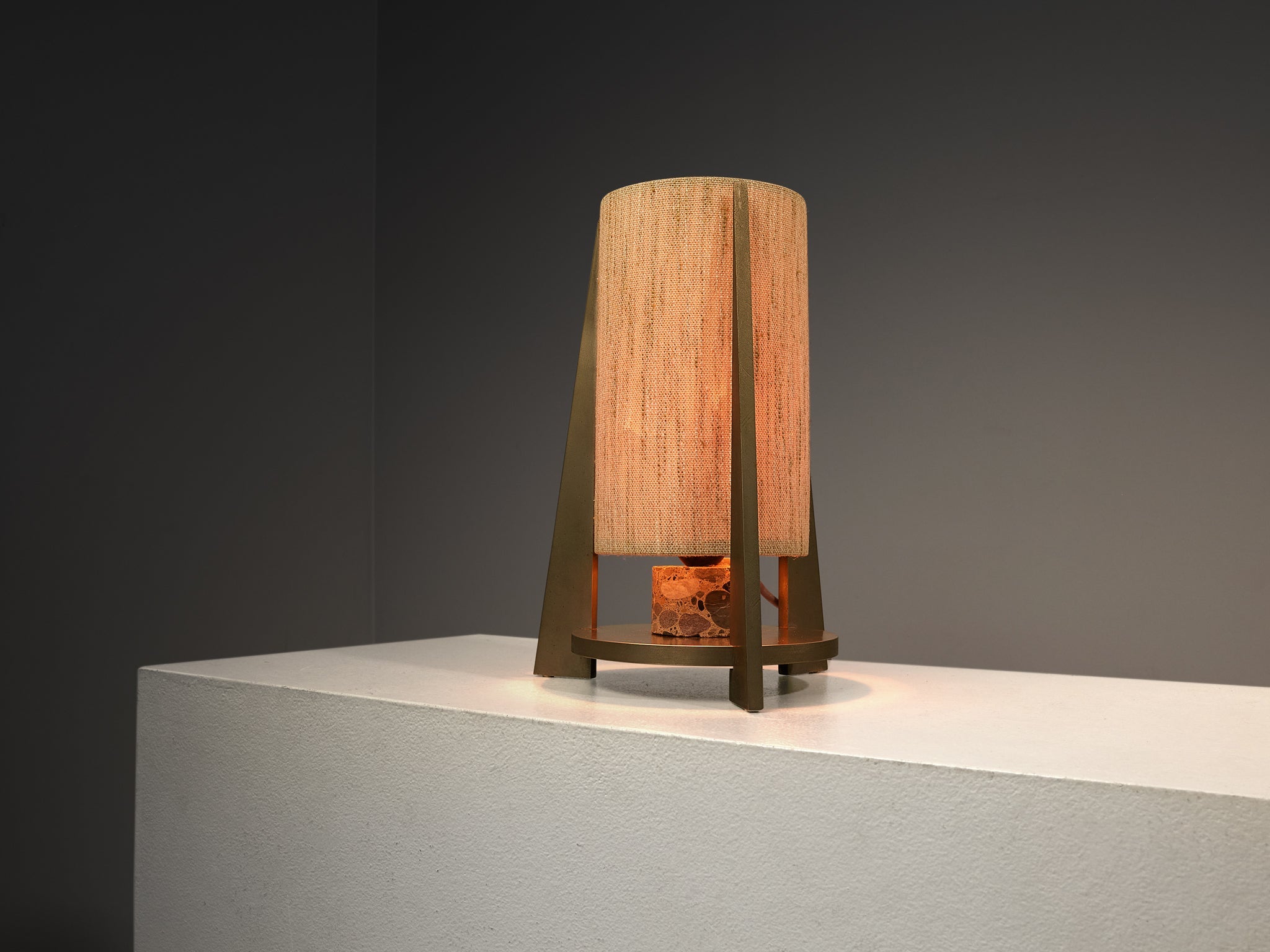 Tripod Table Lamp in Terrazzo Stone and Steel lighting Morentz