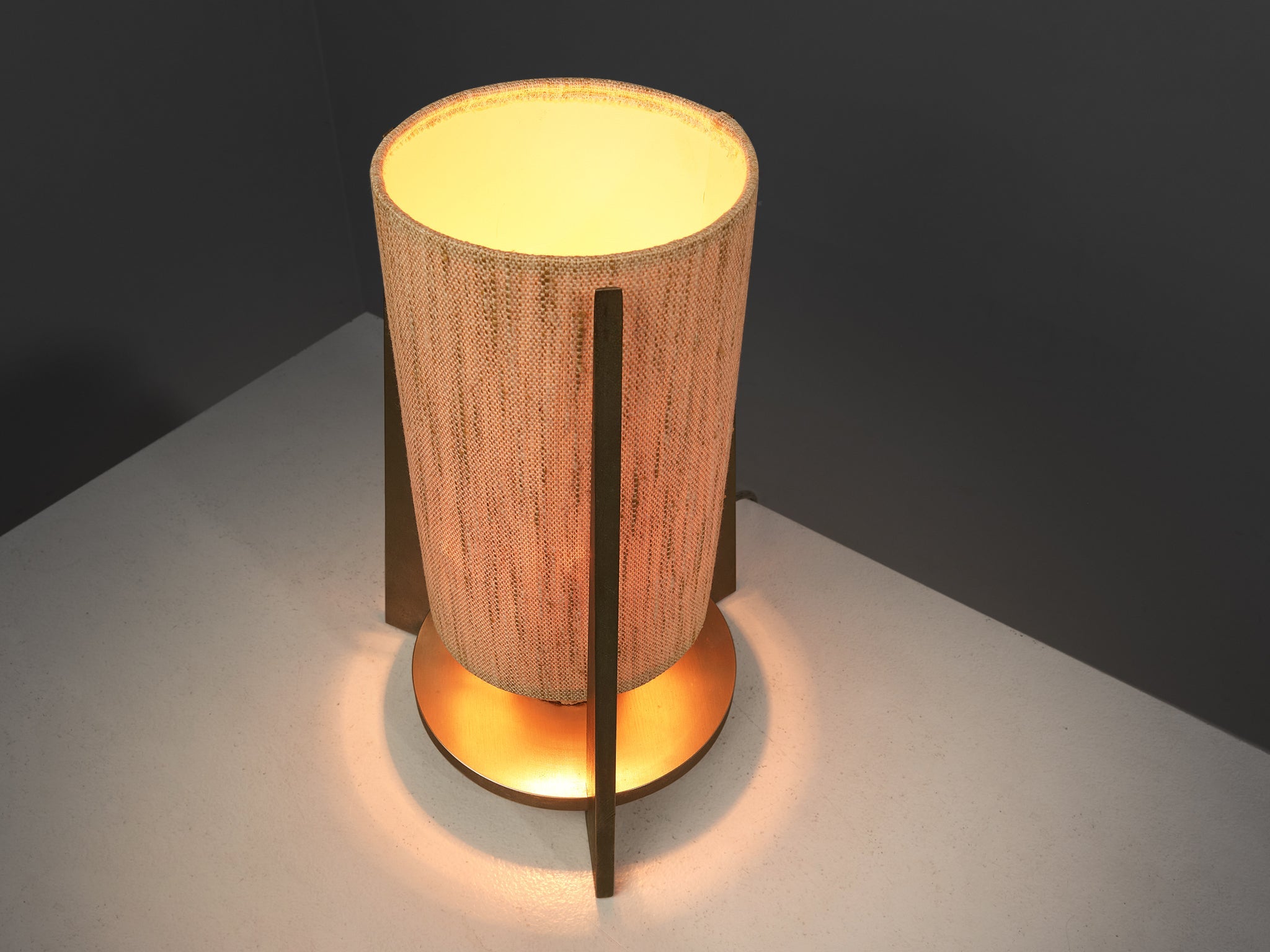 Tripod Table Lamp in Terrazzo Stone and Steel lighting Morentz
