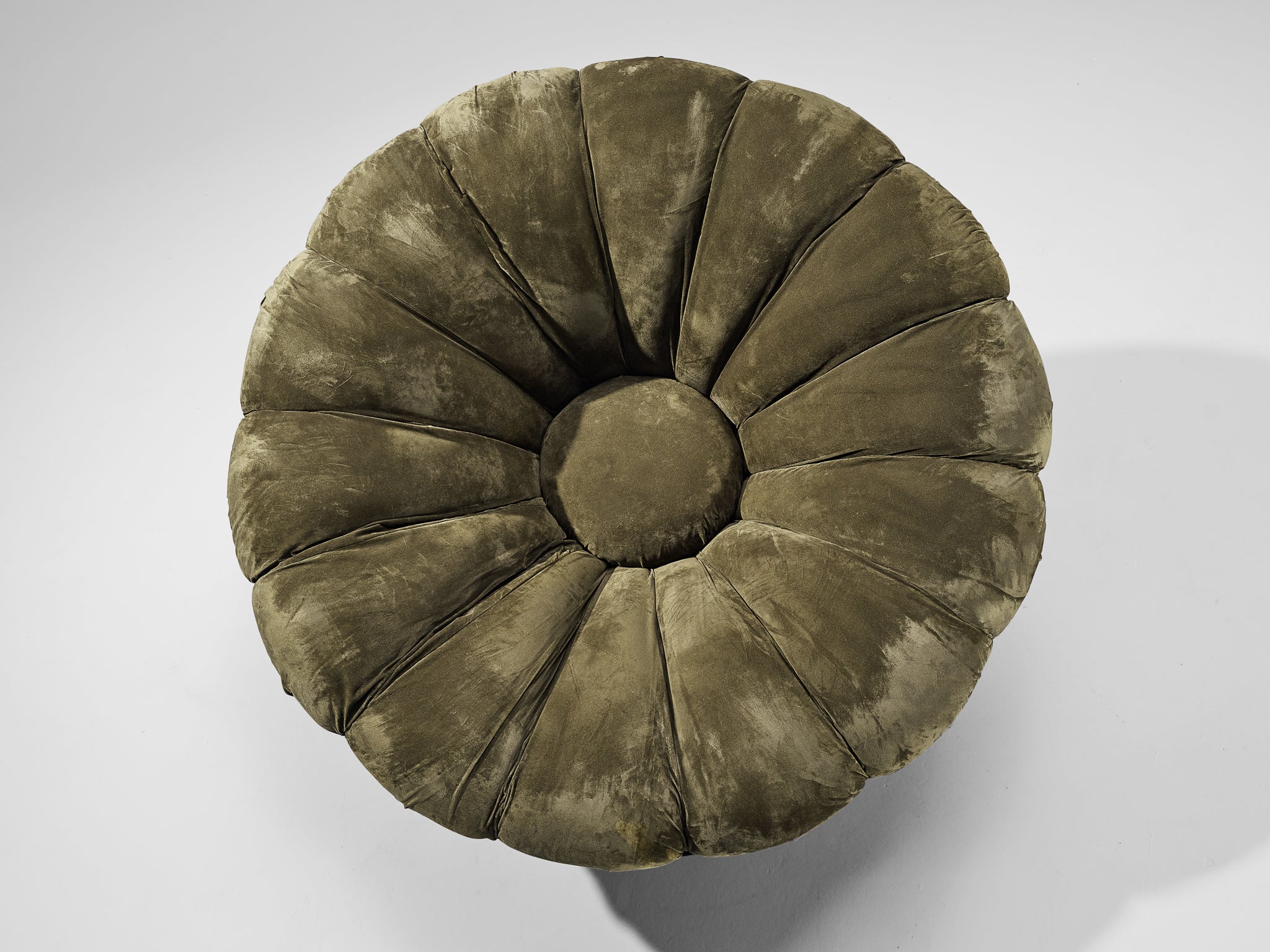 Italian Organic Pair of Lounge Chairs in Khaki Green Velvet Seating Morentz