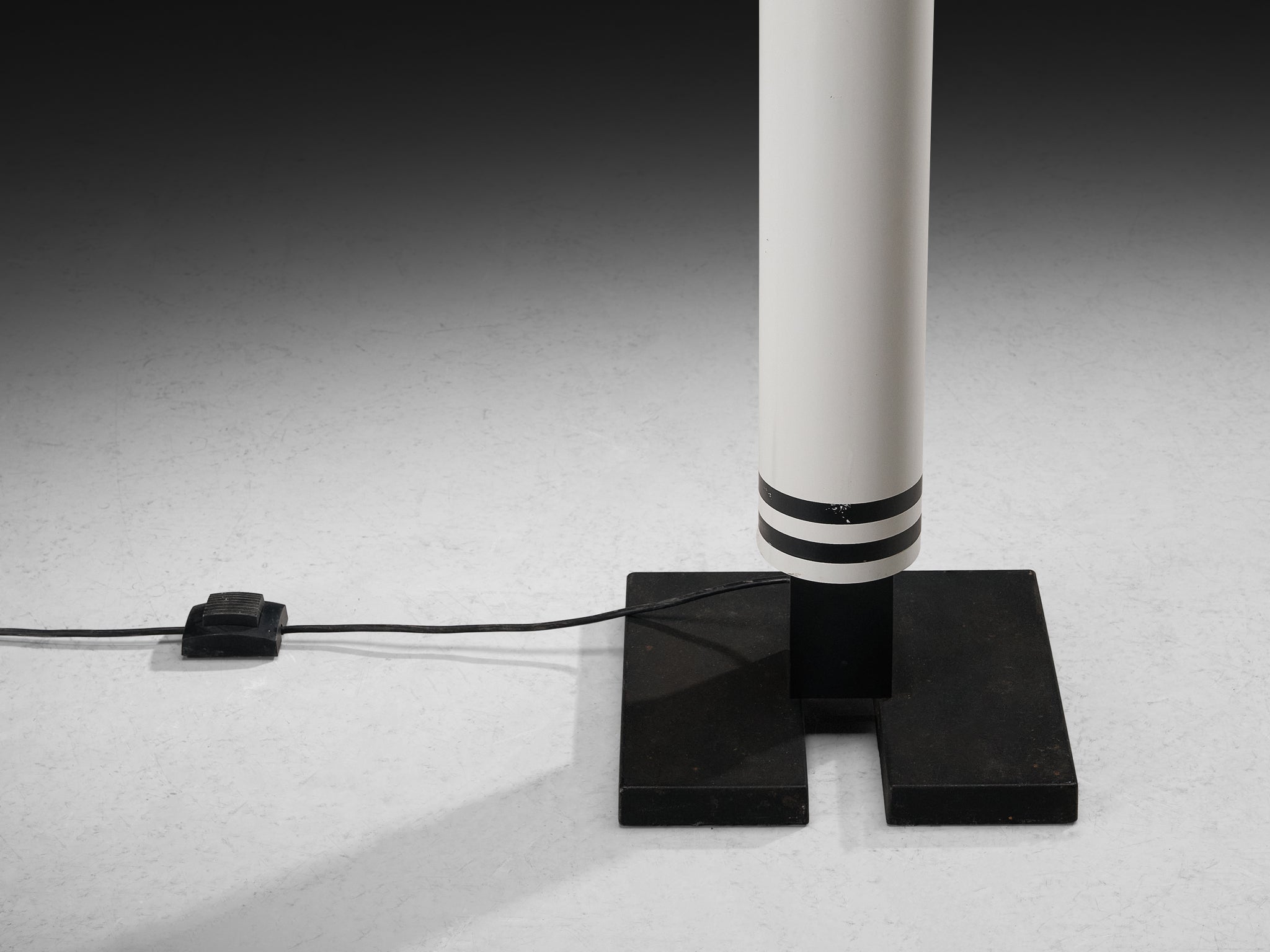 Mario Botta for Artemide ‘Shogun’ Floor Lamp Lighting Morentz