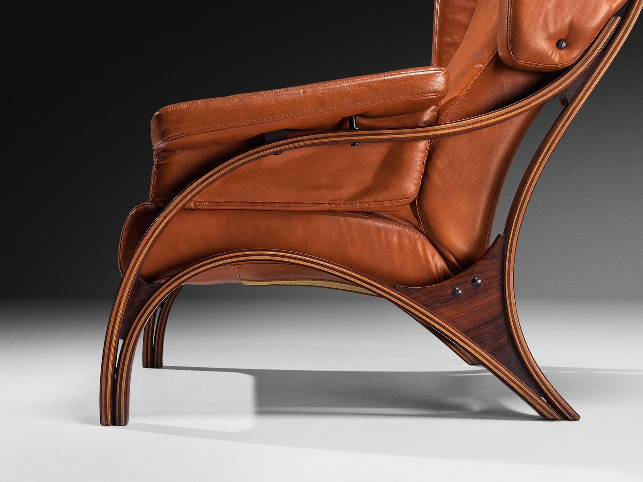 Giampiero Vitelli for Rossi di Albizzate Pair of 'Minore' Easy Chairs in Leather Seating Morentz