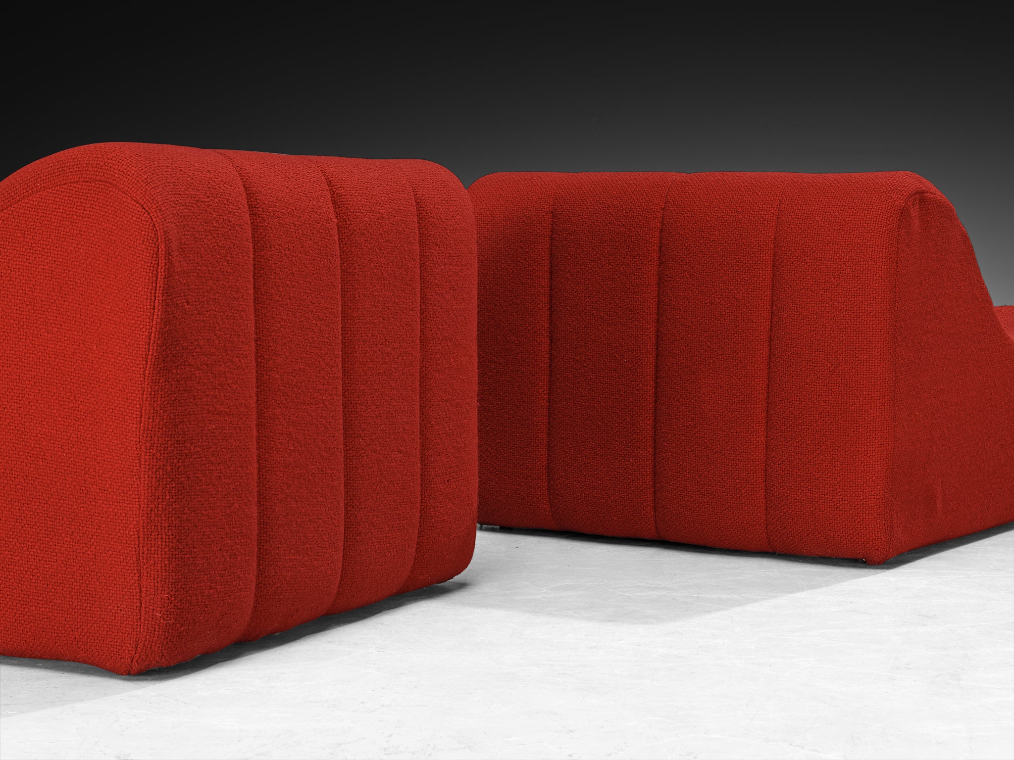 Kwok Hoi Chan for Steiner ´Chromatic´ Modular Elements Seating Morentz
