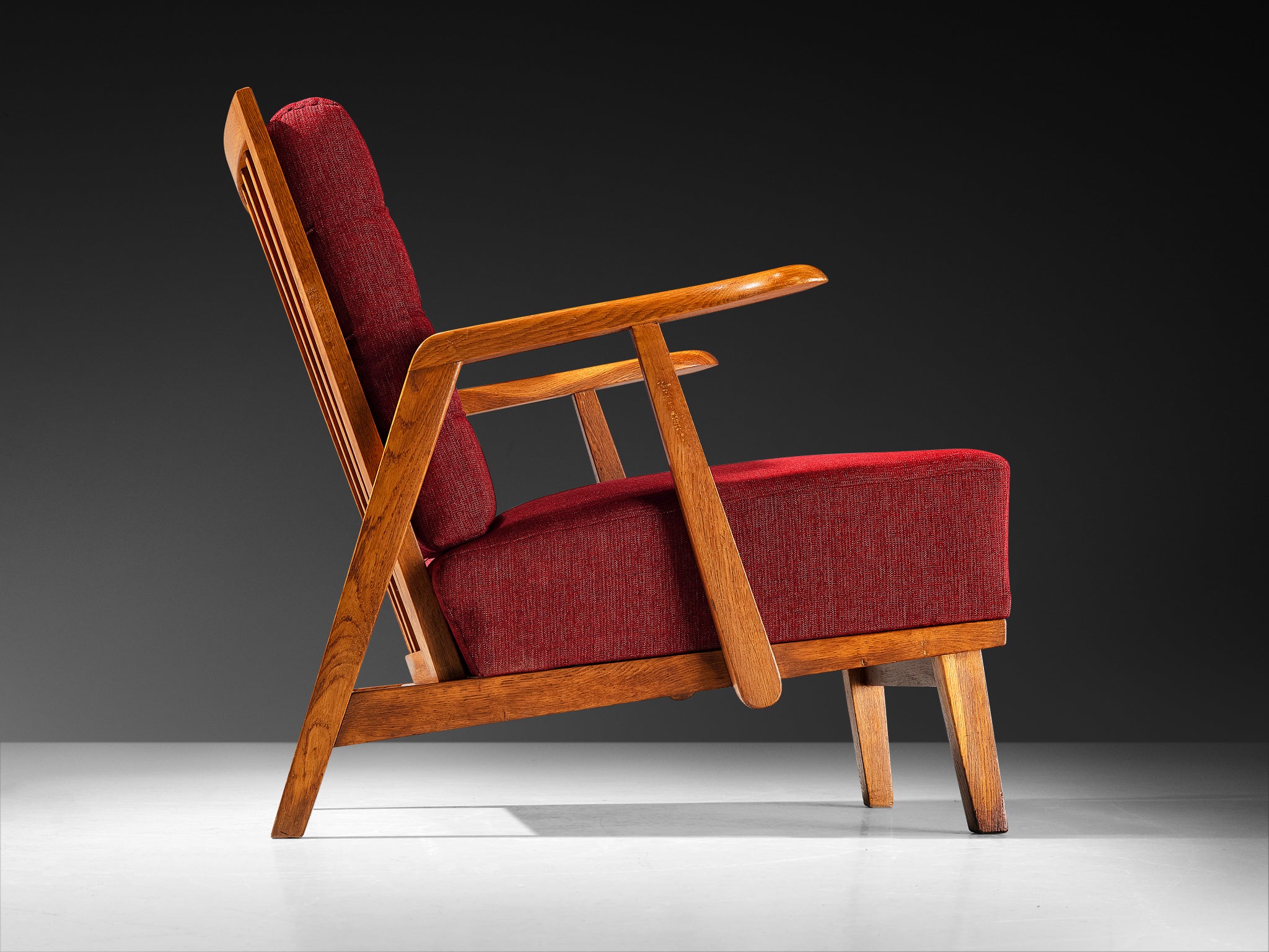 Pair of Mid-Century Lounge Chairs in Oak With Slatted Backs Seating Morentz