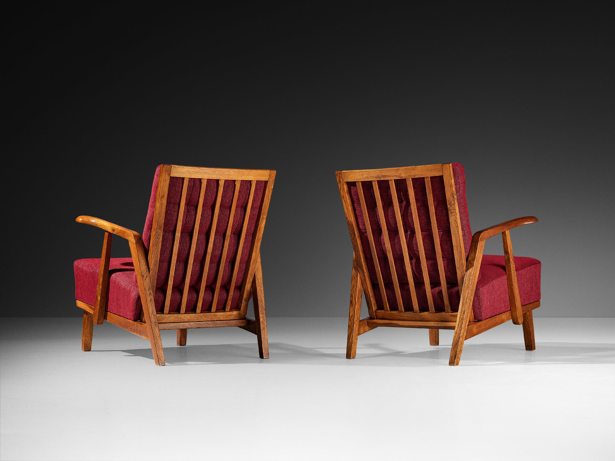 Pair of Mid-Century Lounge Chairs in Oak With Slatted Backs Seating Morentz