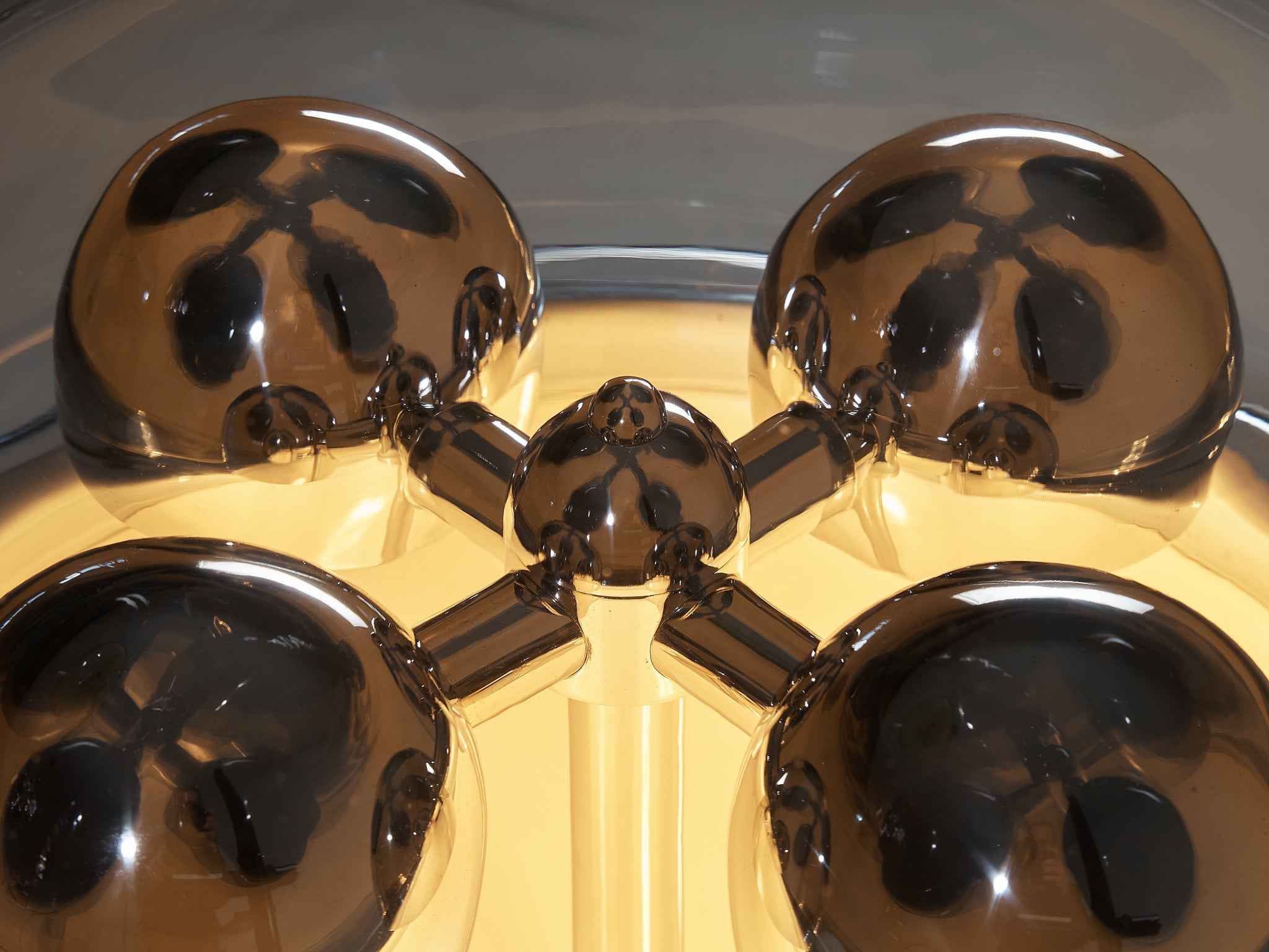 Selenova Postmodern Table Lamp with Glass Orb in Light Blue Glass & Perspex lighting Morentz