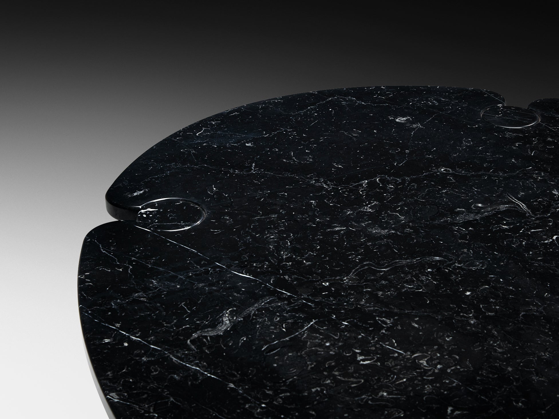 Angelo Mangiarotti for Skipper 'Eros' Dining Table in Marquina Marble Tables Morentz