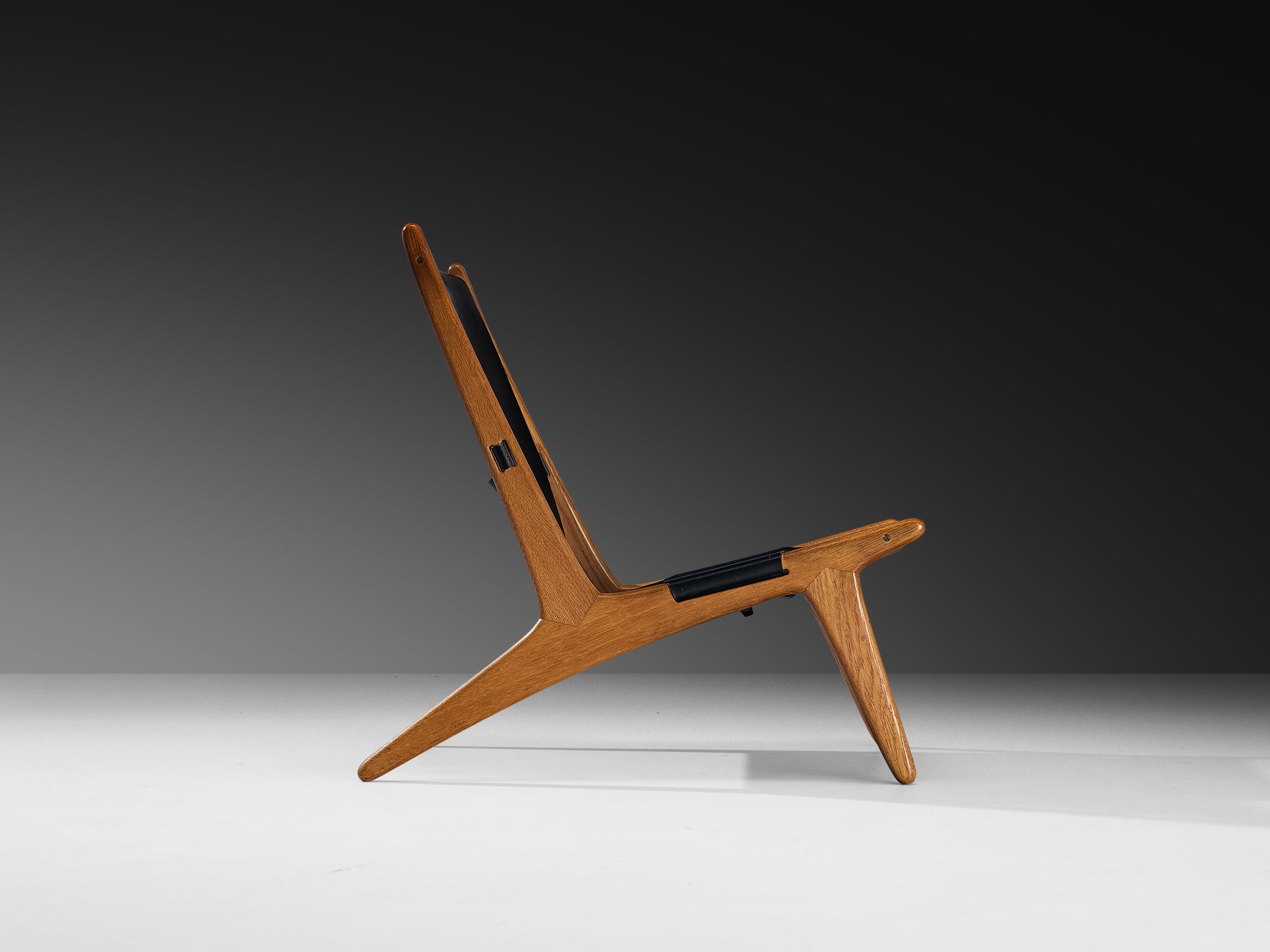 Uno & Östen Kristiansson for Luxus Pair of Hunting Chairs in Leather Seating Morentz
