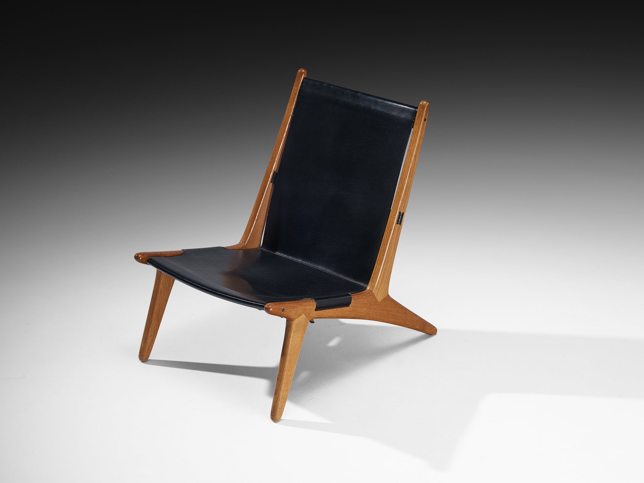 Uno & Östen Kristiansson for Luxus Pair of Hunting Chairs in Leather Seating Morentz