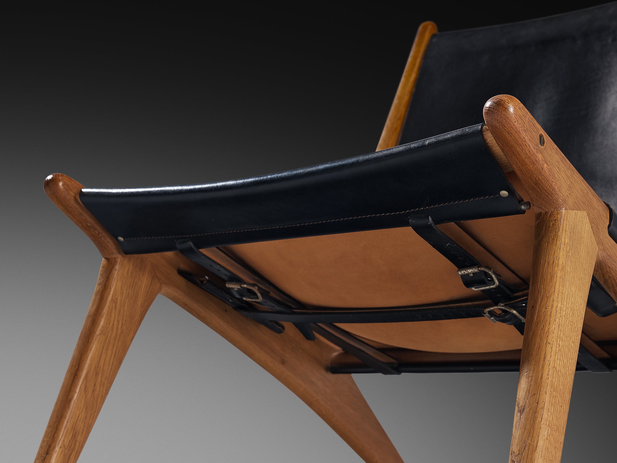 Uno & Östen Kristiansson for Luxus Pair of Hunting Chairs in Leather Seating Morentz