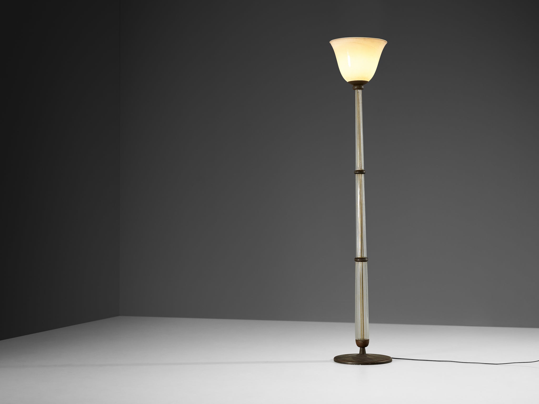 Tomaso Buzzi for Venini Floor Lamp in Alga Glass and Gold Leaf Lighting Morentz