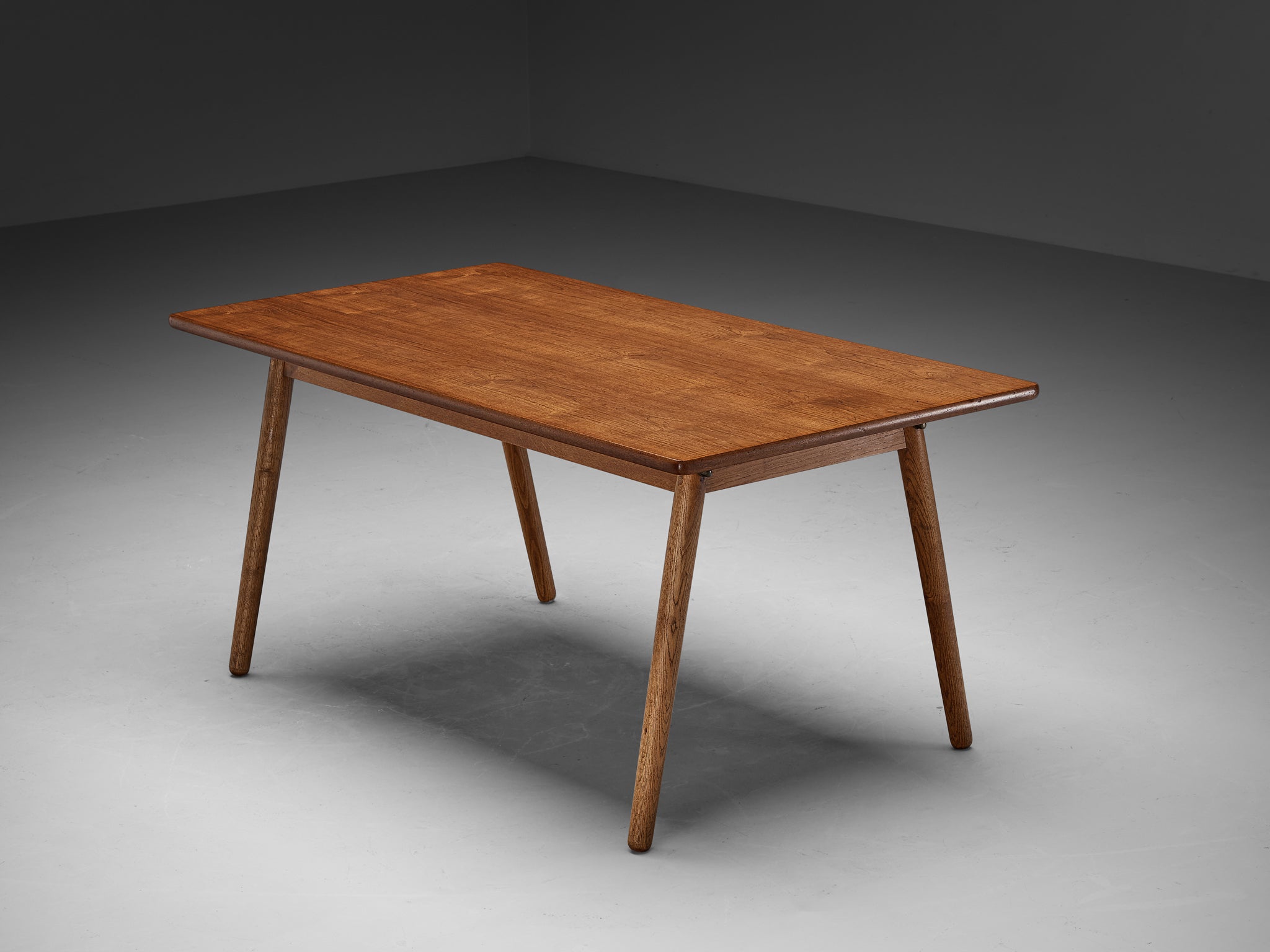 Mid-Century Modern Dining Table in Teak and Oak Tables Morentz