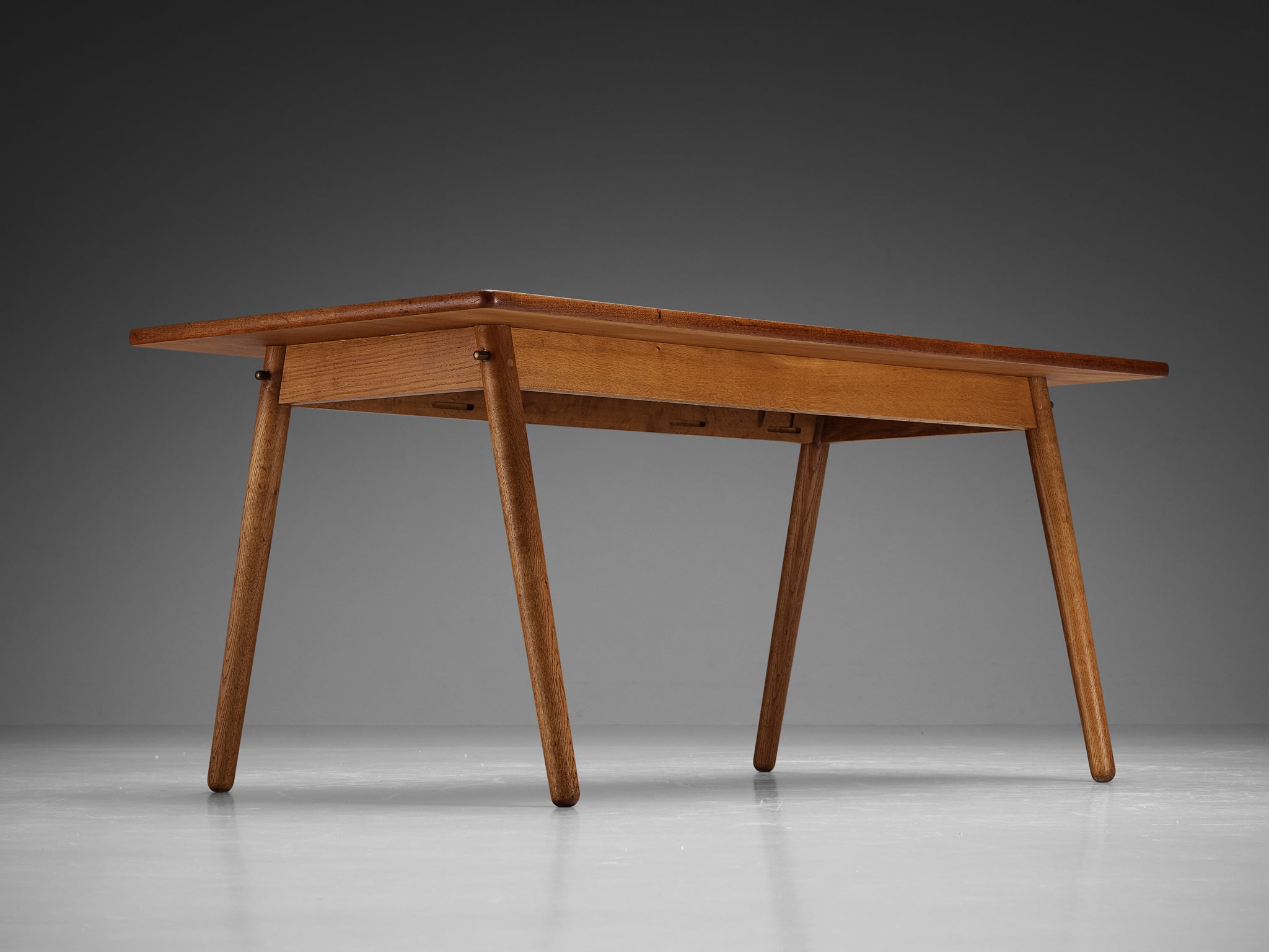 Mid-Century Modern Dining Table in Teak and Oak Tables Morentz