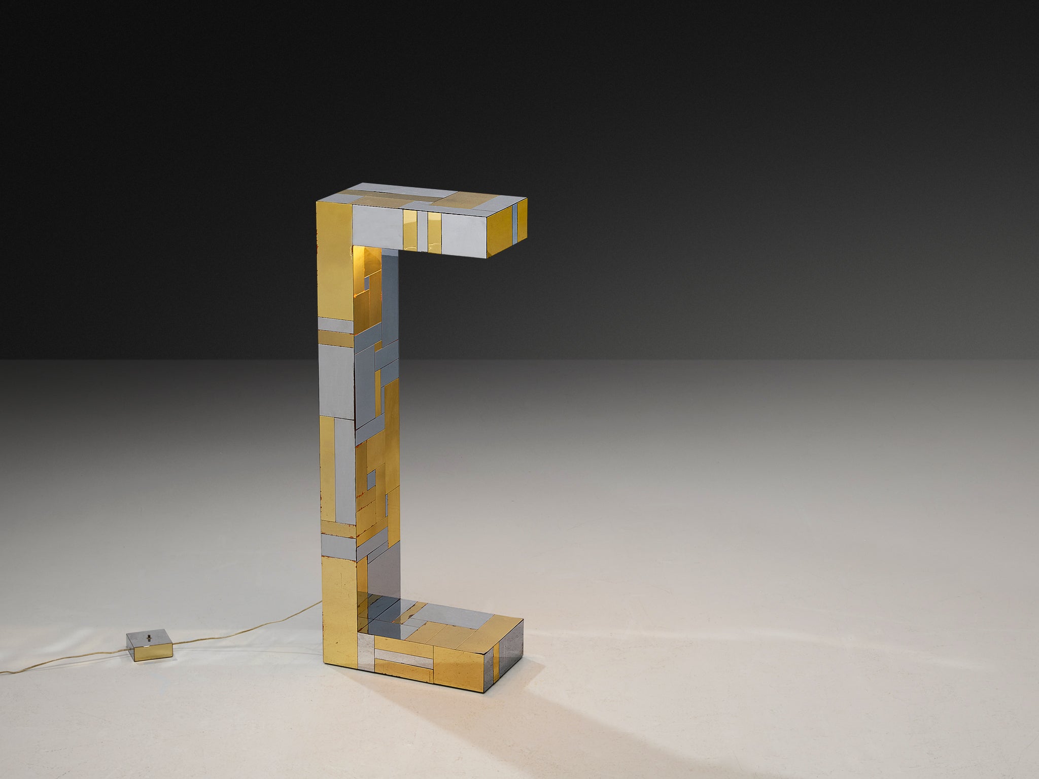 Paul Evans Directional 'Cityscape' Floor Lamp in Chrome-plated Steel and Brass Lighting Morentz