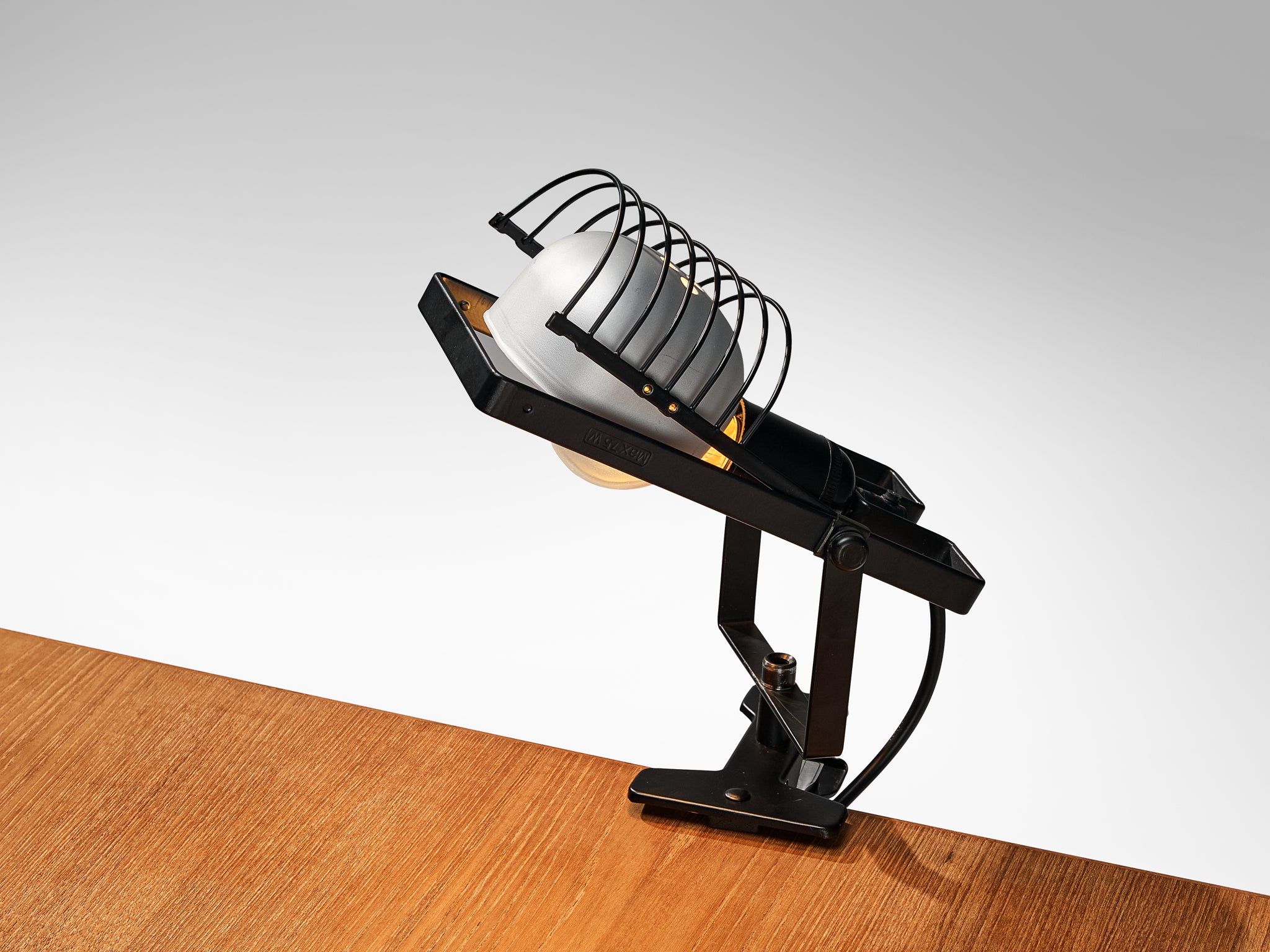 Ernesto Gismondi for Artemide 'Sintesi Faretto Morsetto' Black Clamp Light Lighting Morentz
